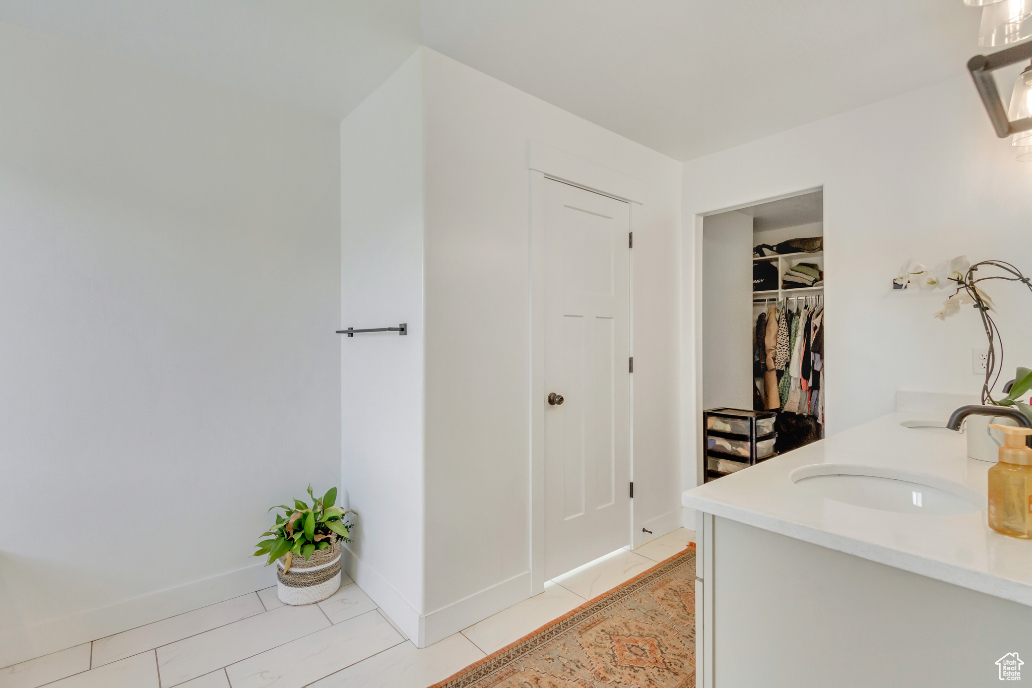 BRANDON PARK - Residential