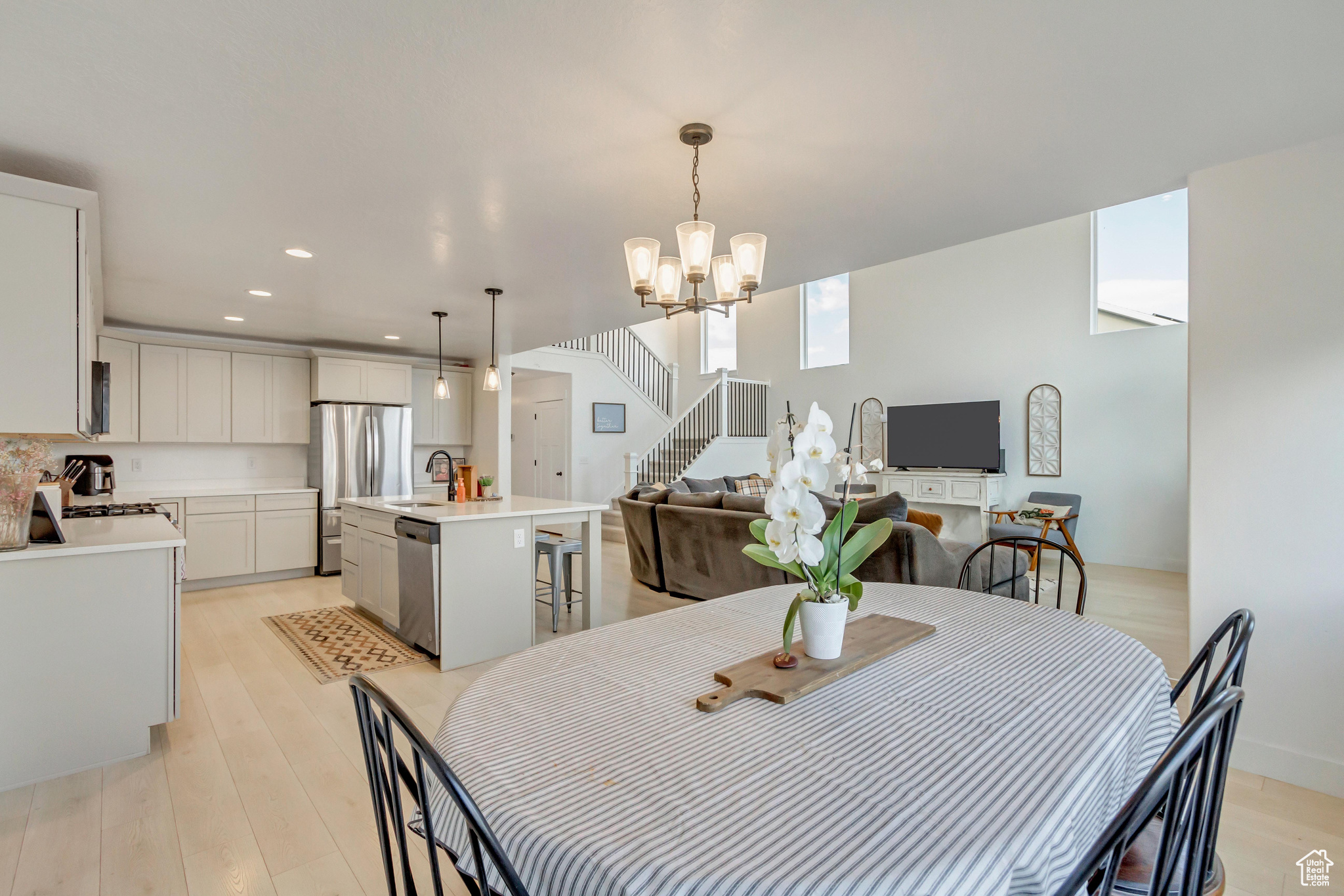 BRANDON PARK - Residential