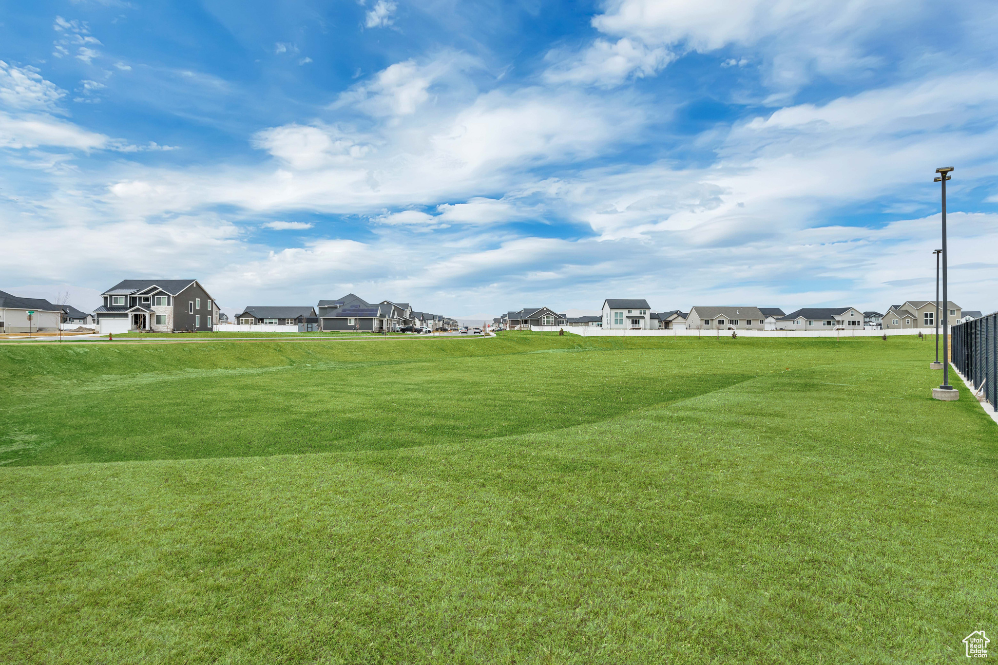 BRANDON PARK - Residential