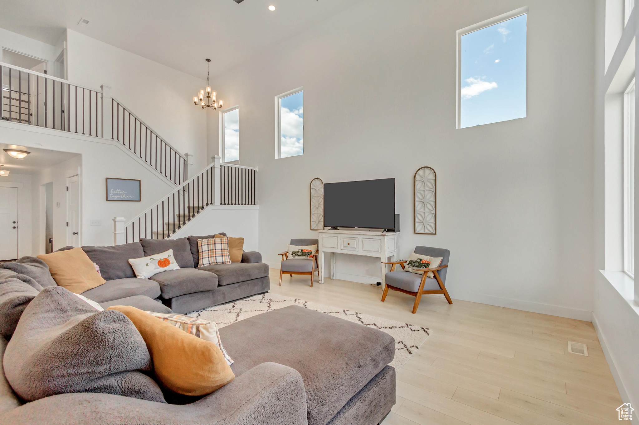 BRANDON PARK - Residential
