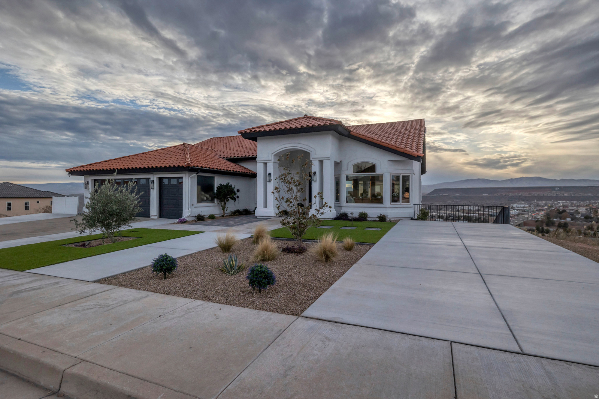 EAST RIDGE 1 - Residential