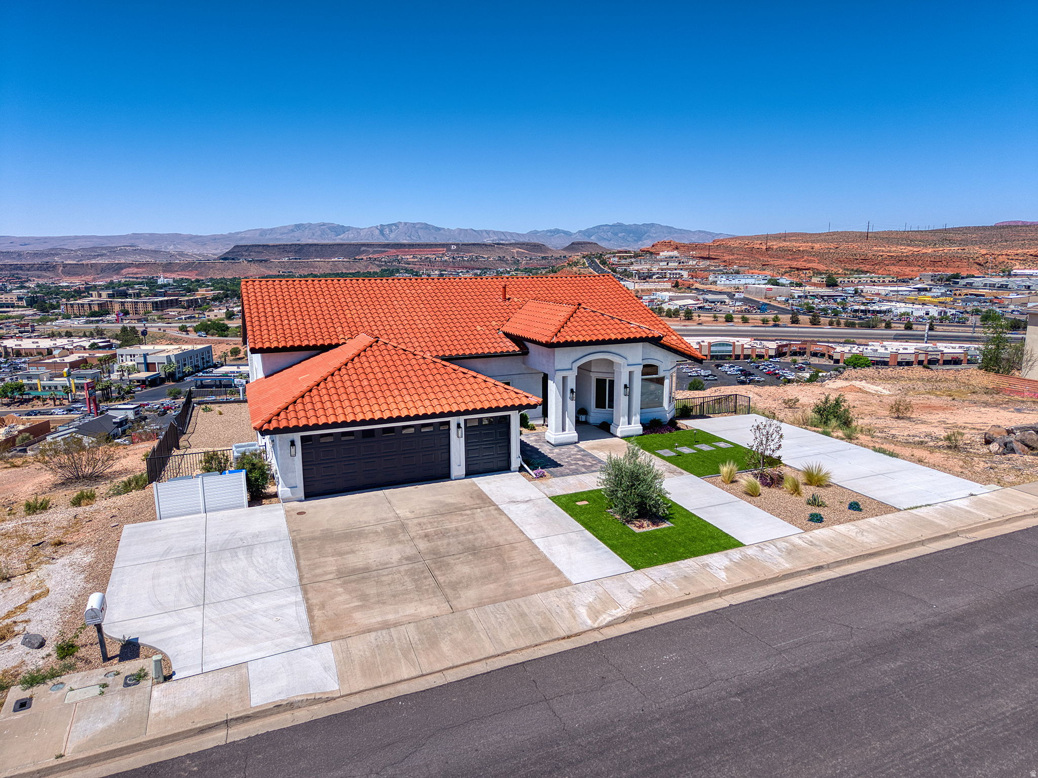 EAST RIDGE 1 - Residential