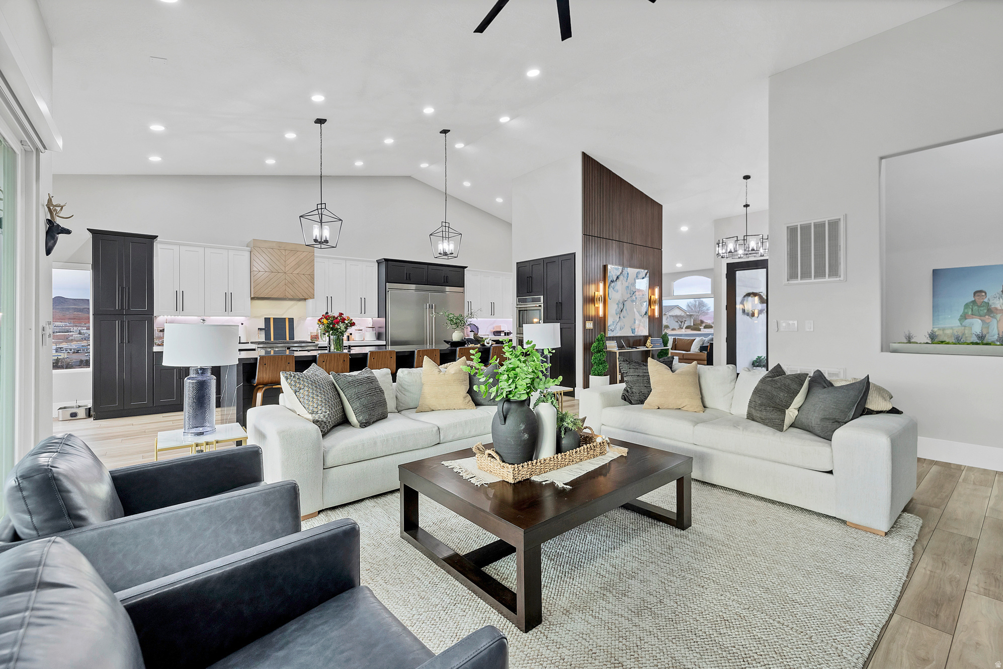EAST RIDGE 1 - Residential