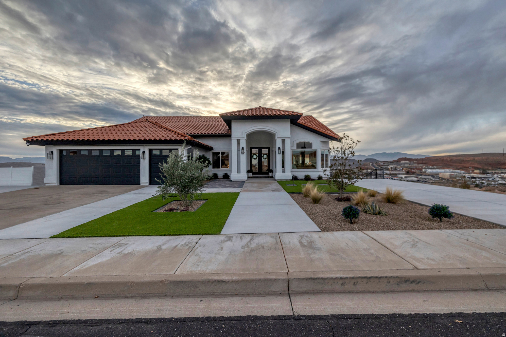 EAST RIDGE 1 - Residential