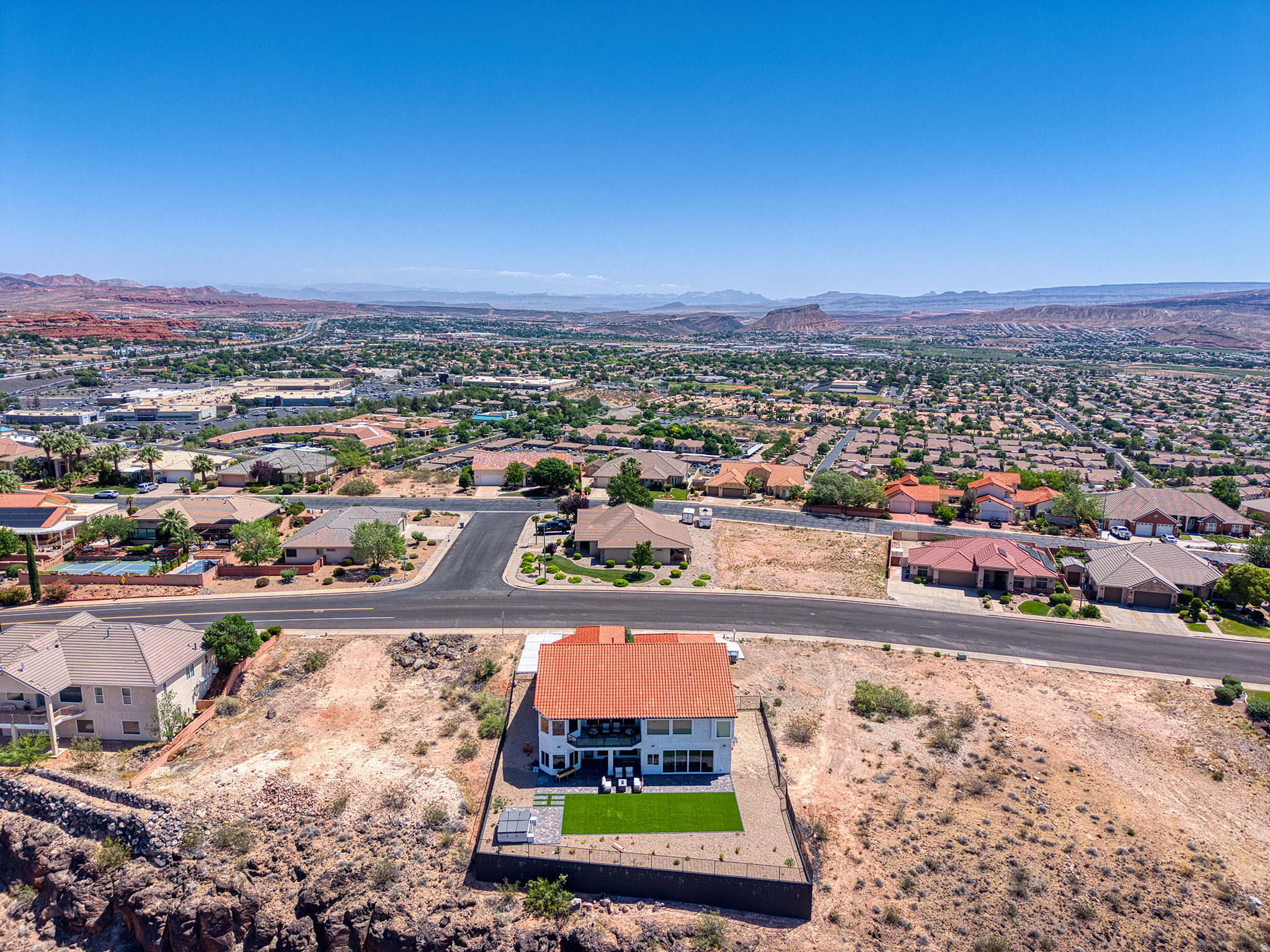 EAST RIDGE 1 - Residential