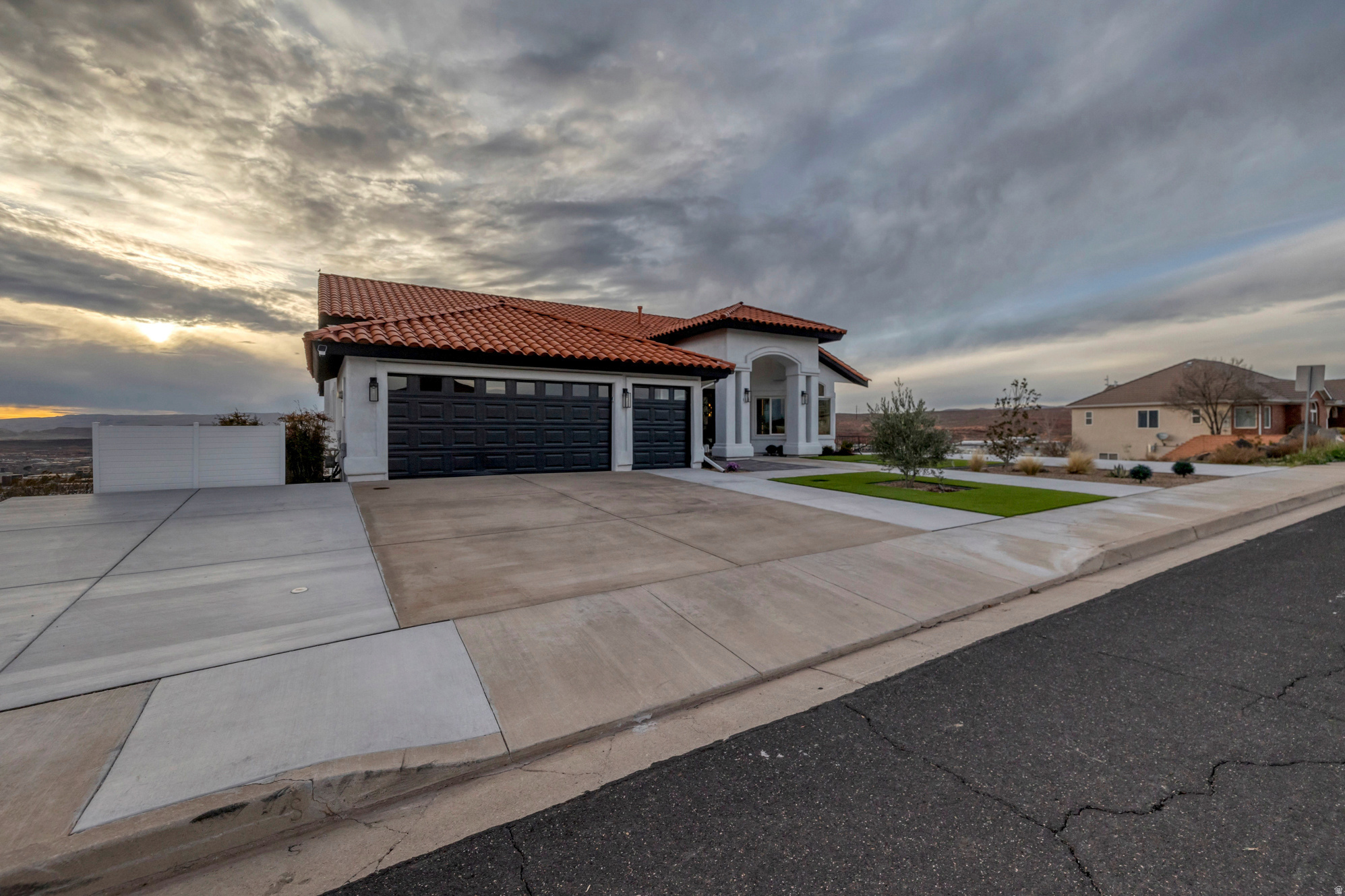 EAST RIDGE 1 - Residential