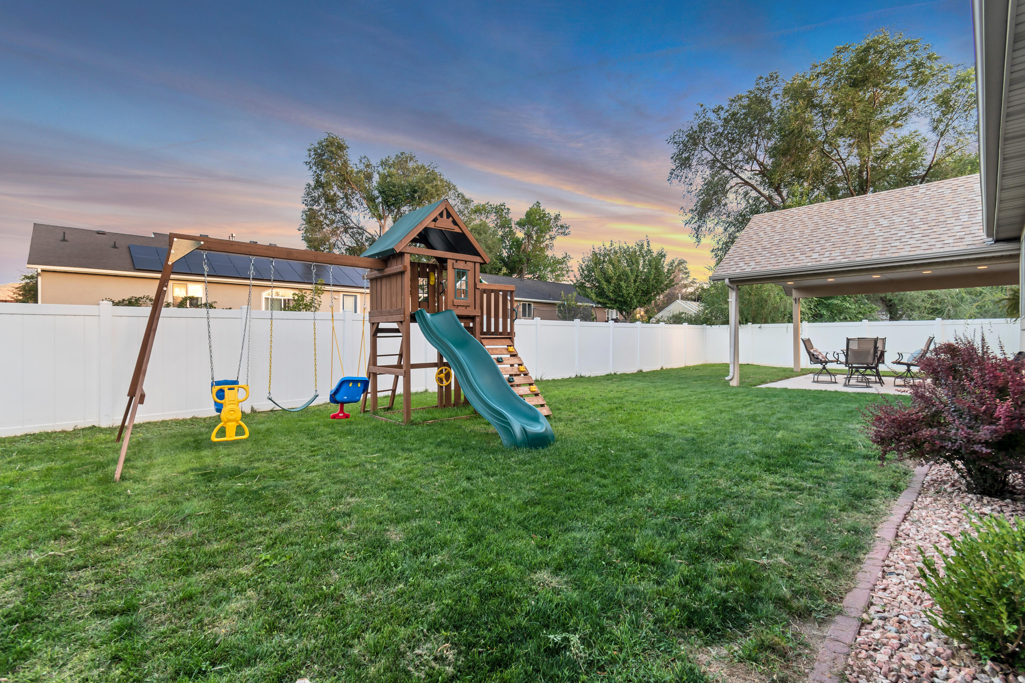 WILLOW GROVE - Residential