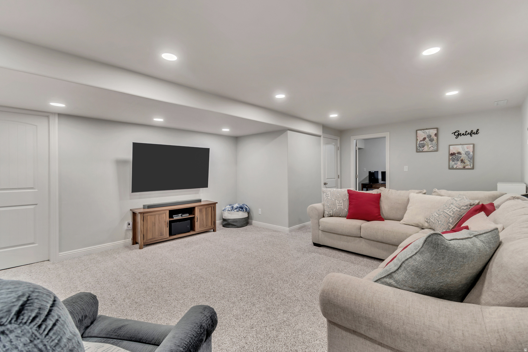 WILLOW GROVE - Residential