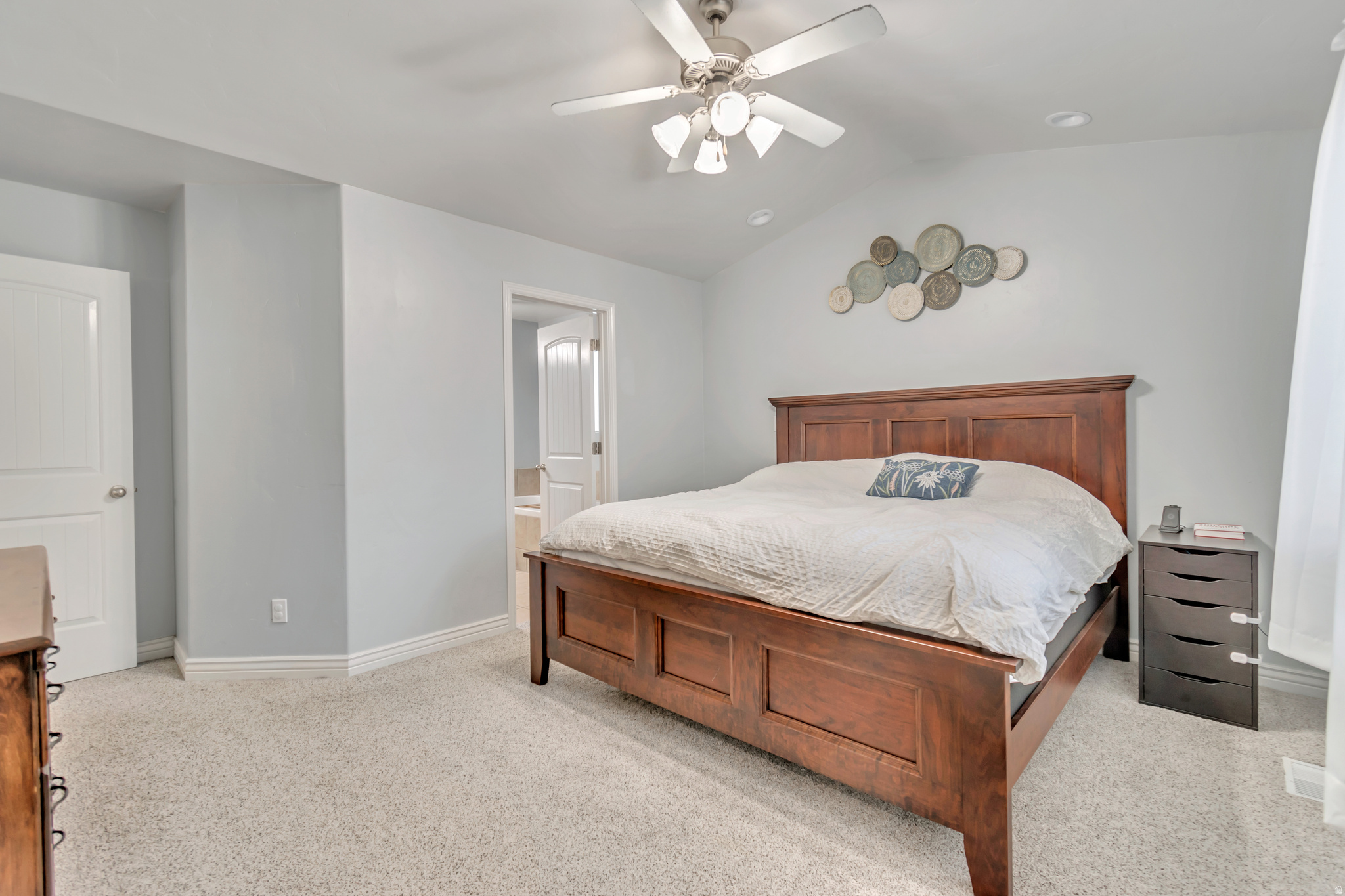 WILLOW GROVE - Residential