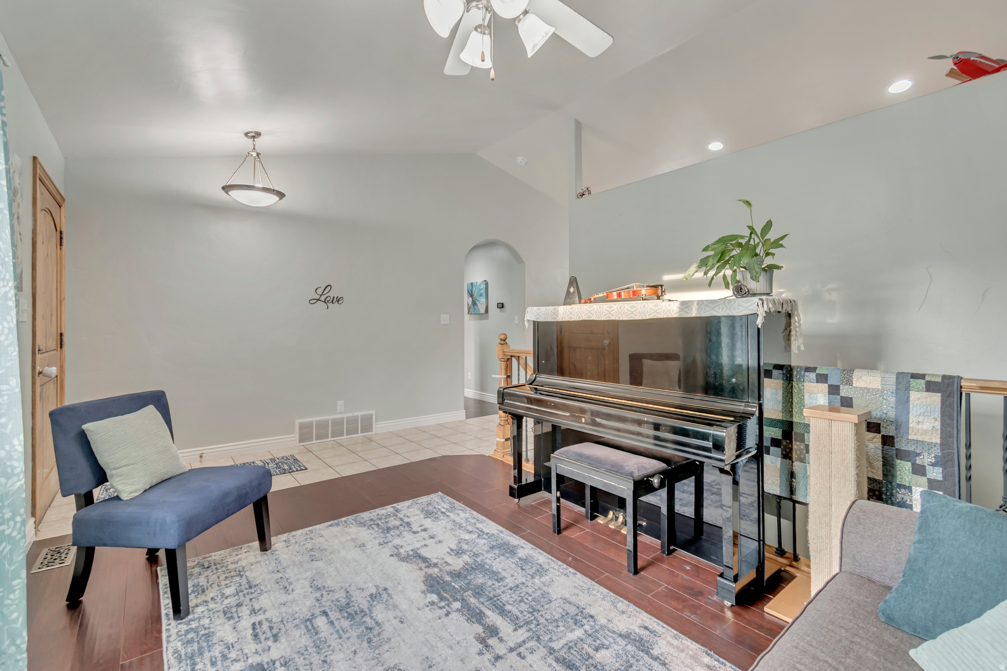 WILLOW GROVE - Residential