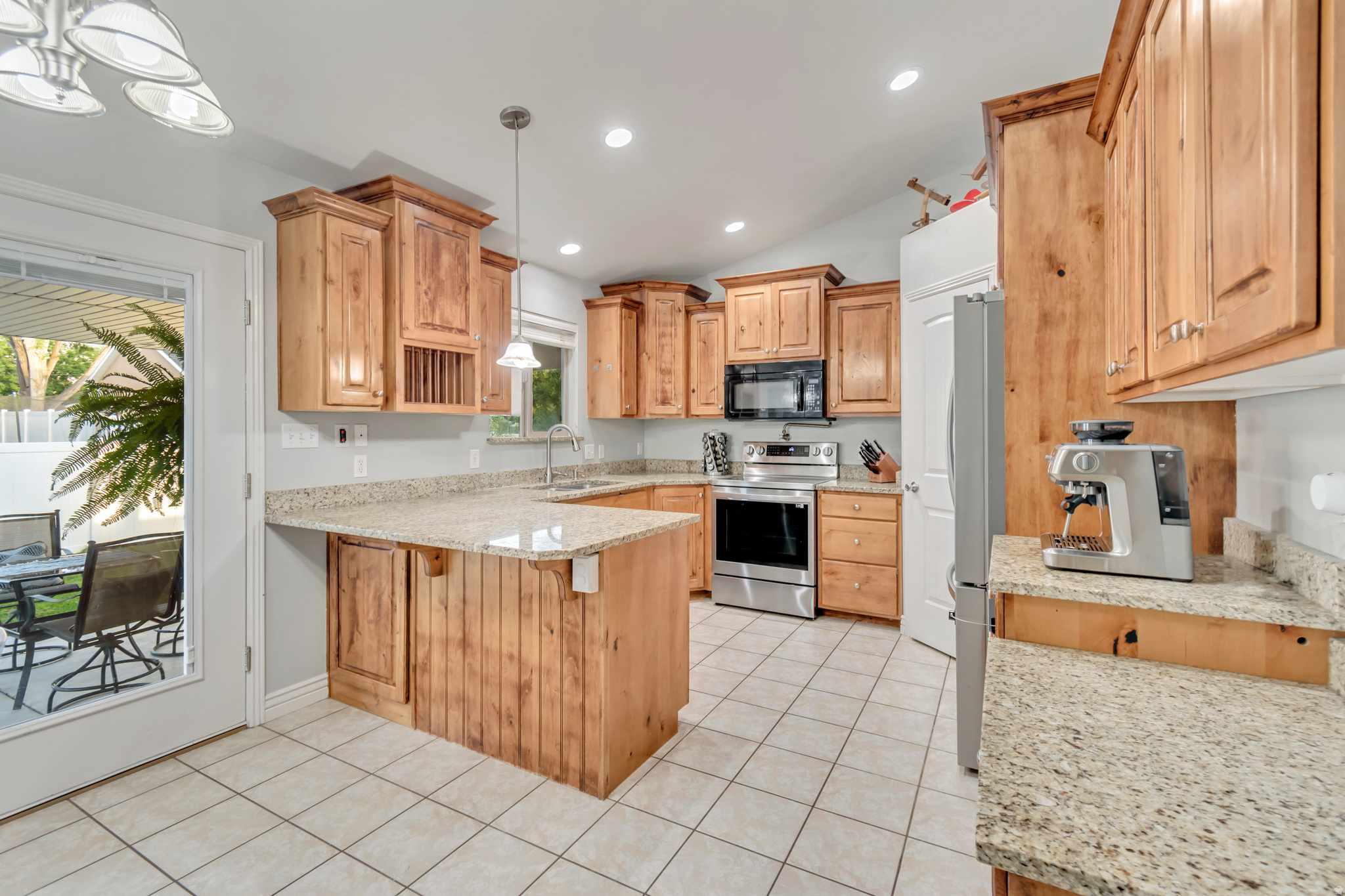 WILLOW GROVE - Residential