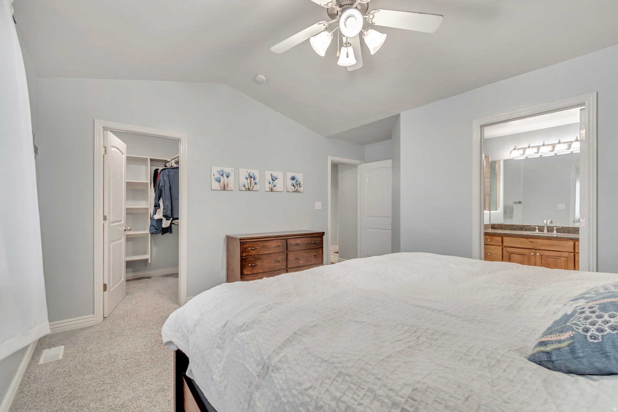 WILLOW GROVE - Residential