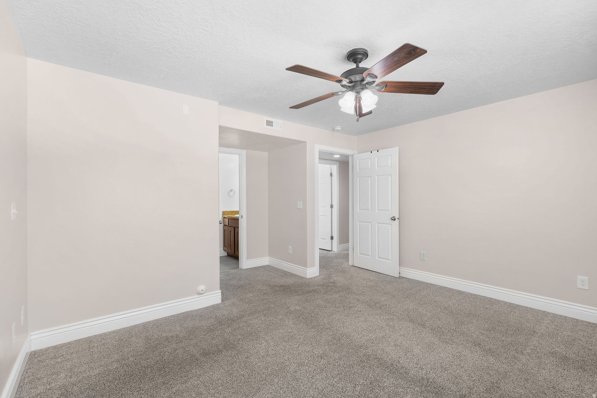 EAST TOWN VILLAGE PH 28 - Residential