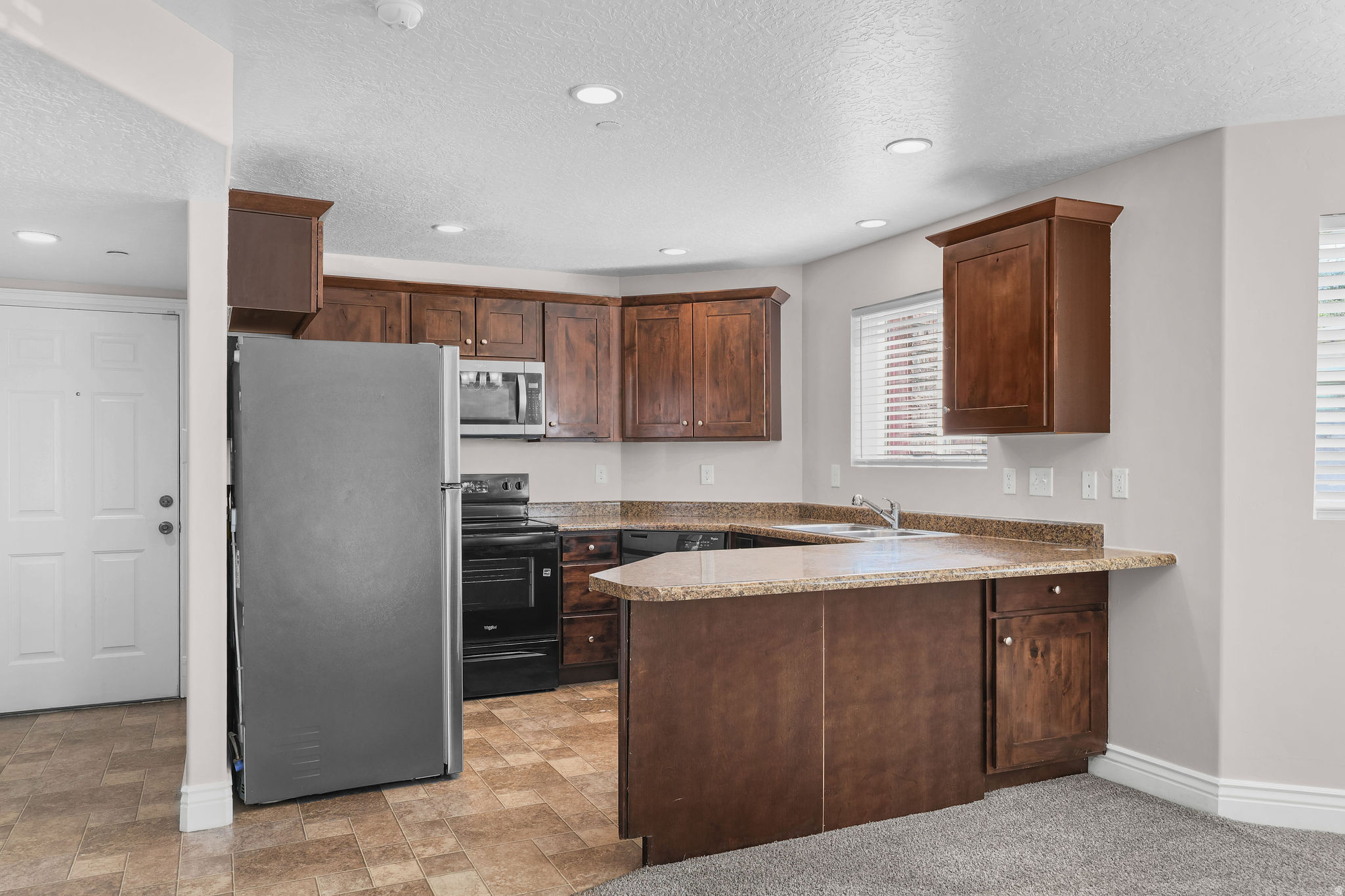 EAST TOWN VILLAGE PH 28 - Residential