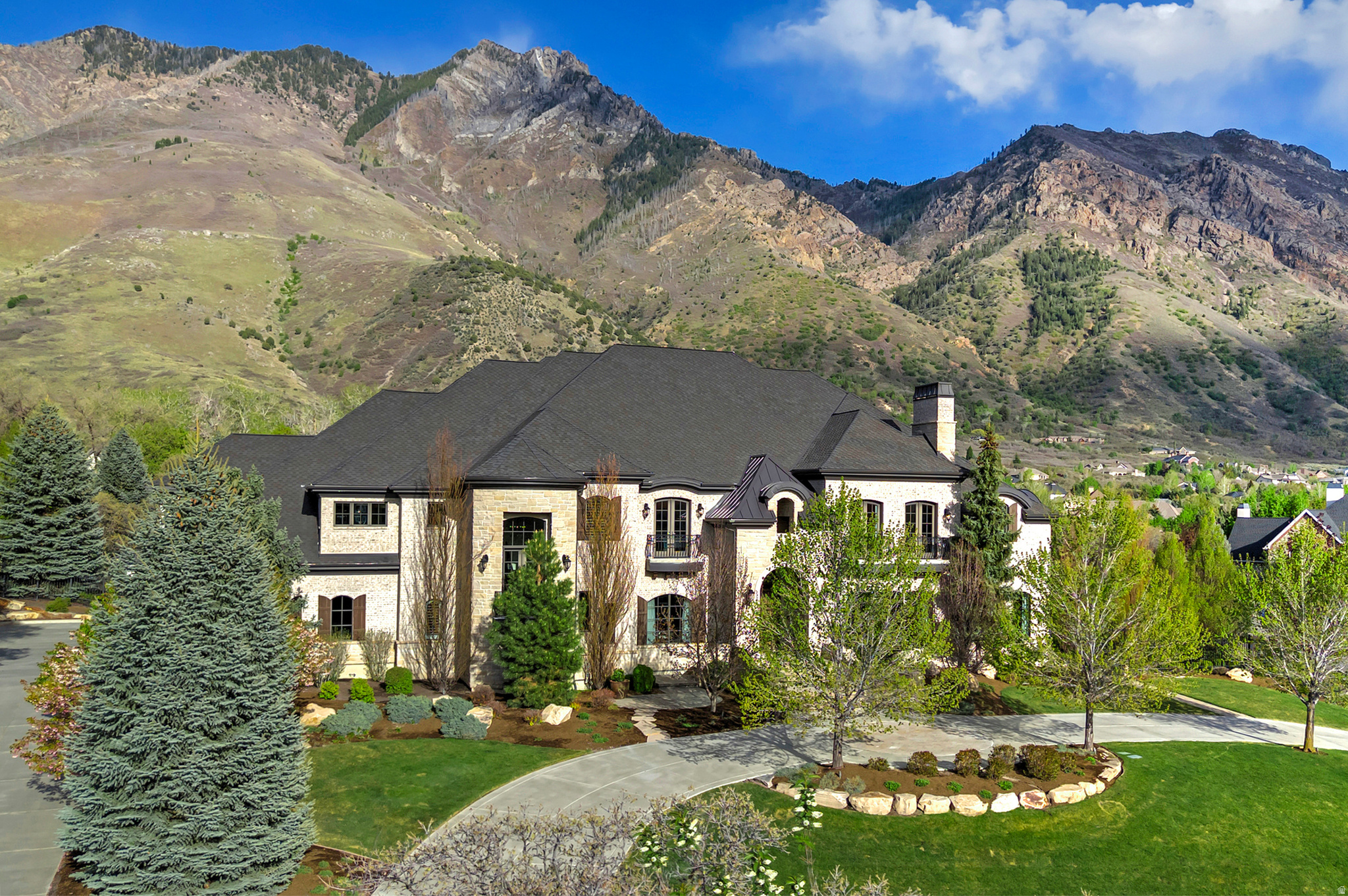 MOYLE ESTATES SUBDV - Residential