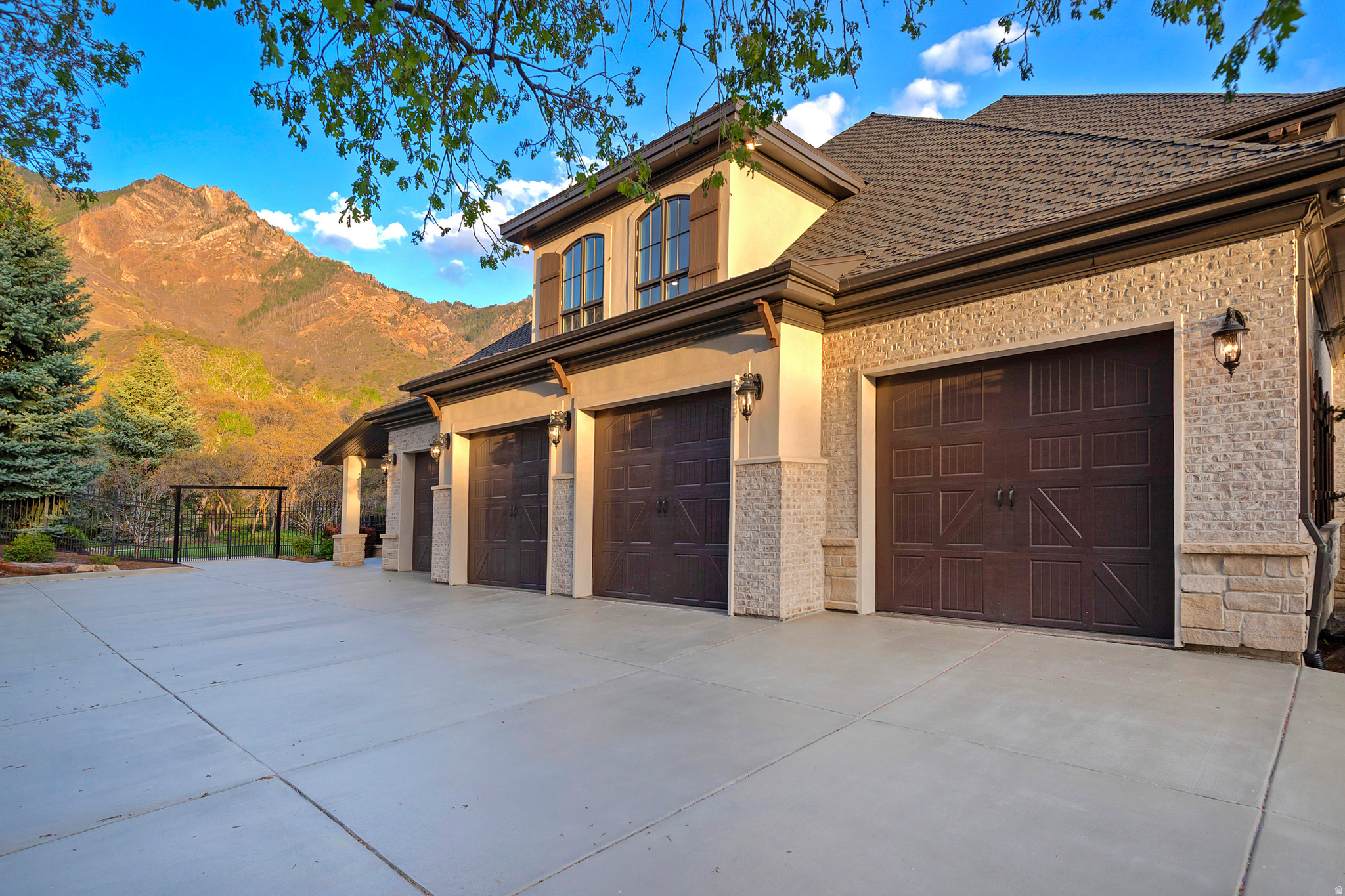 MOYLE ESTATES SUBDV - Residential