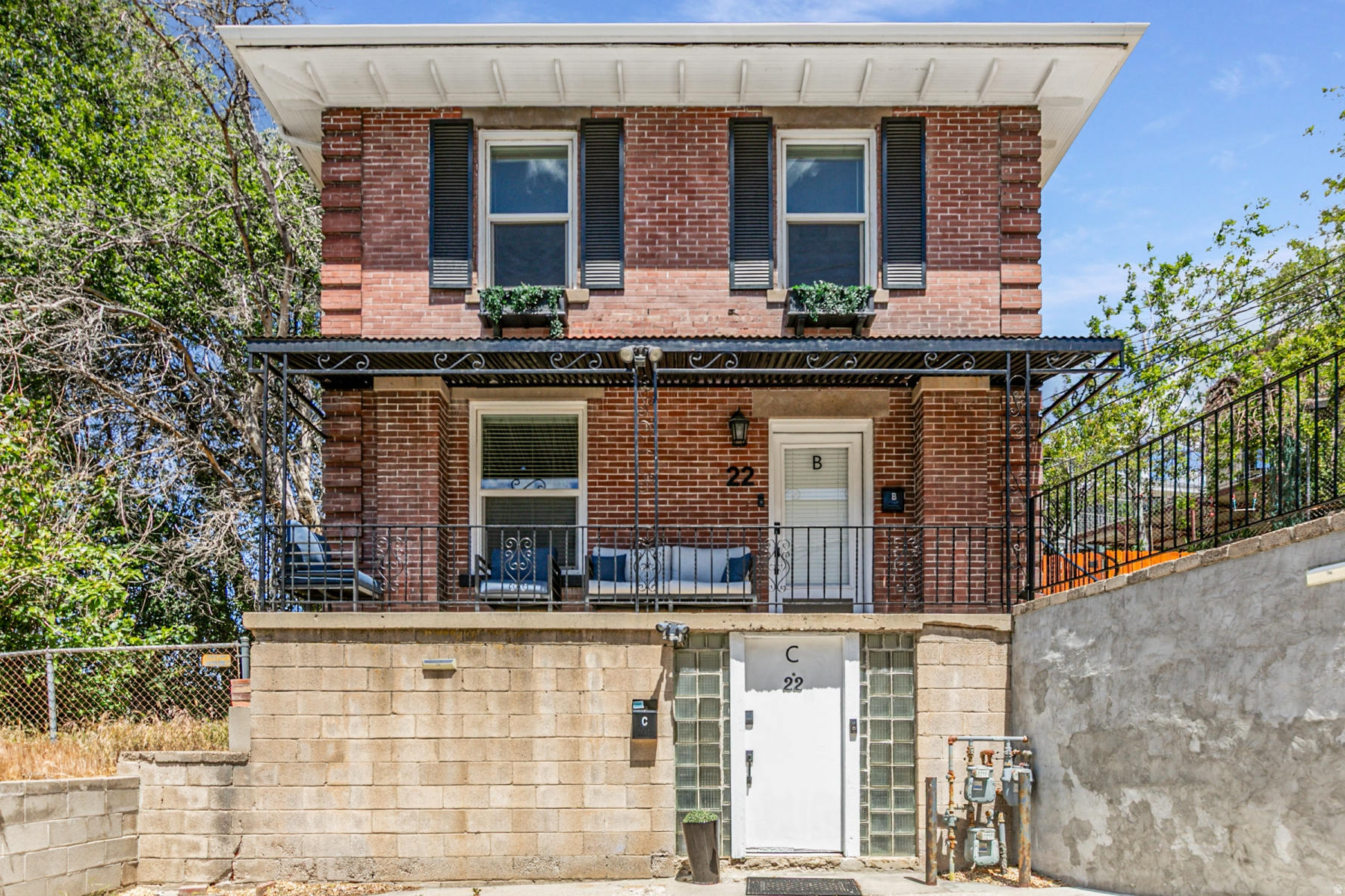 BLK 012 E - Residential