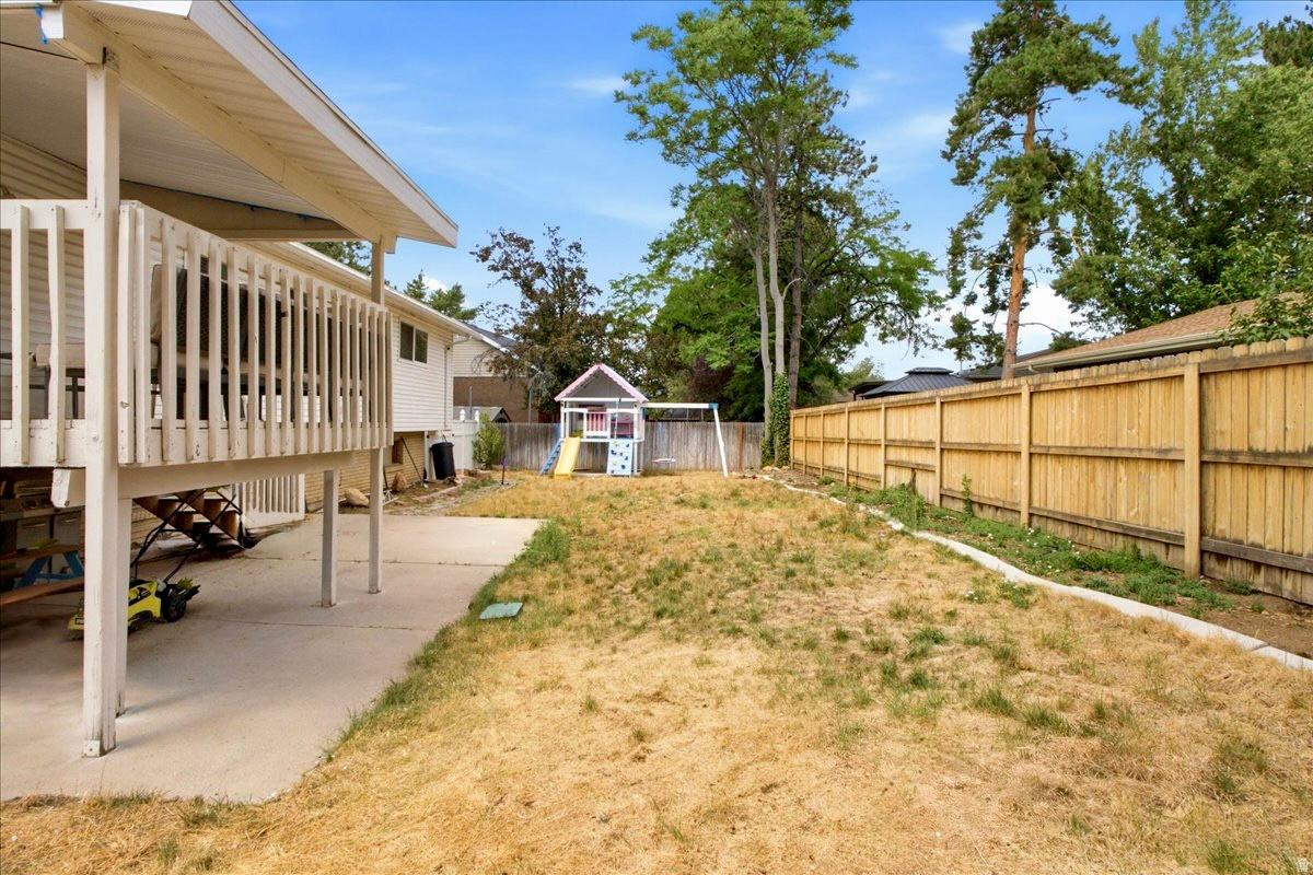 RIVIERA HEIGHTS - Residential