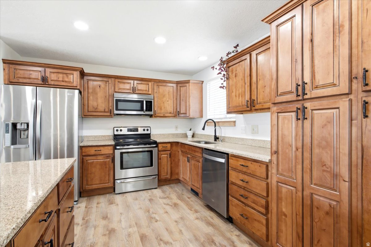 RIVIERA HEIGHTS - Residential