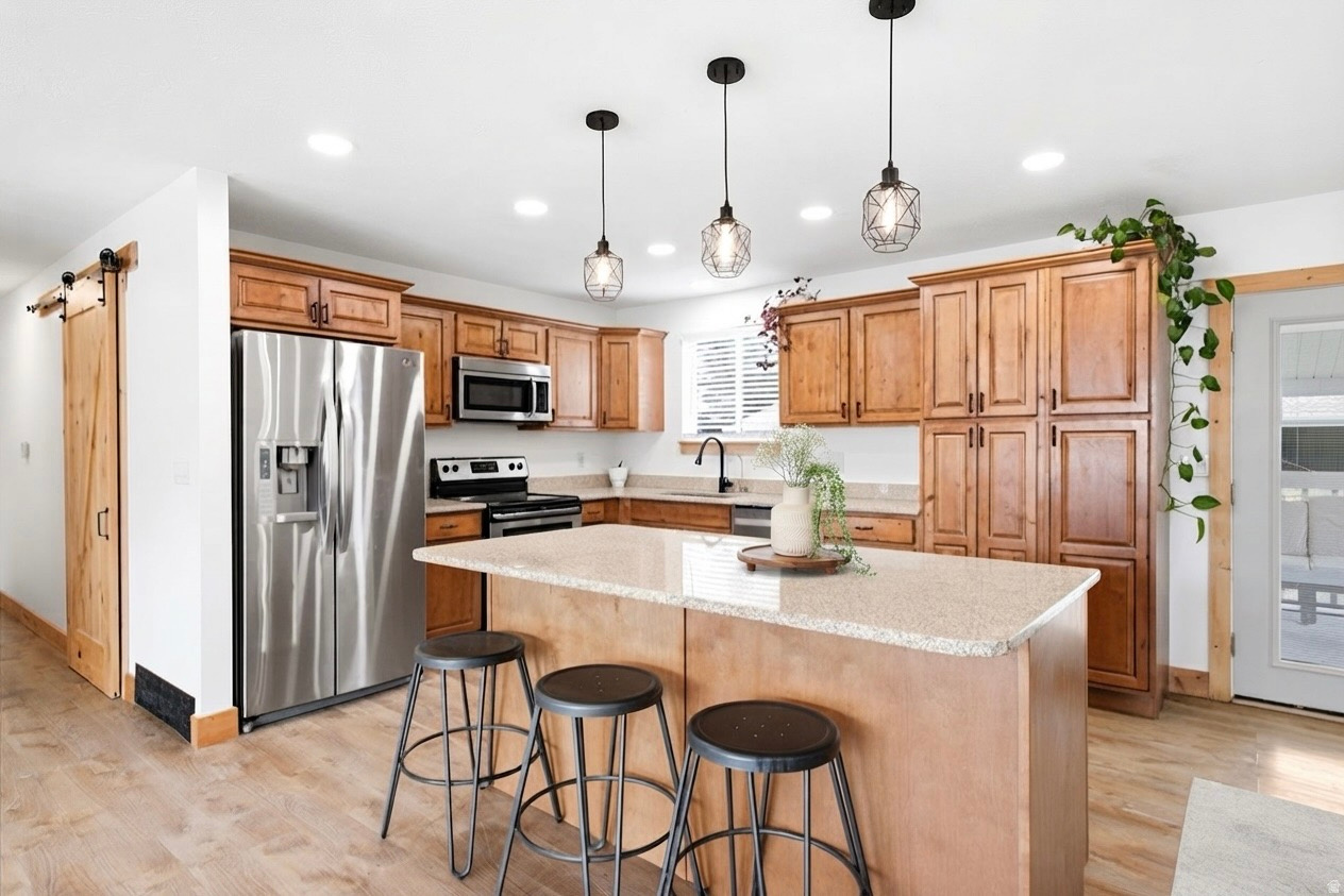 RIVIERA HEIGHTS - Residential
