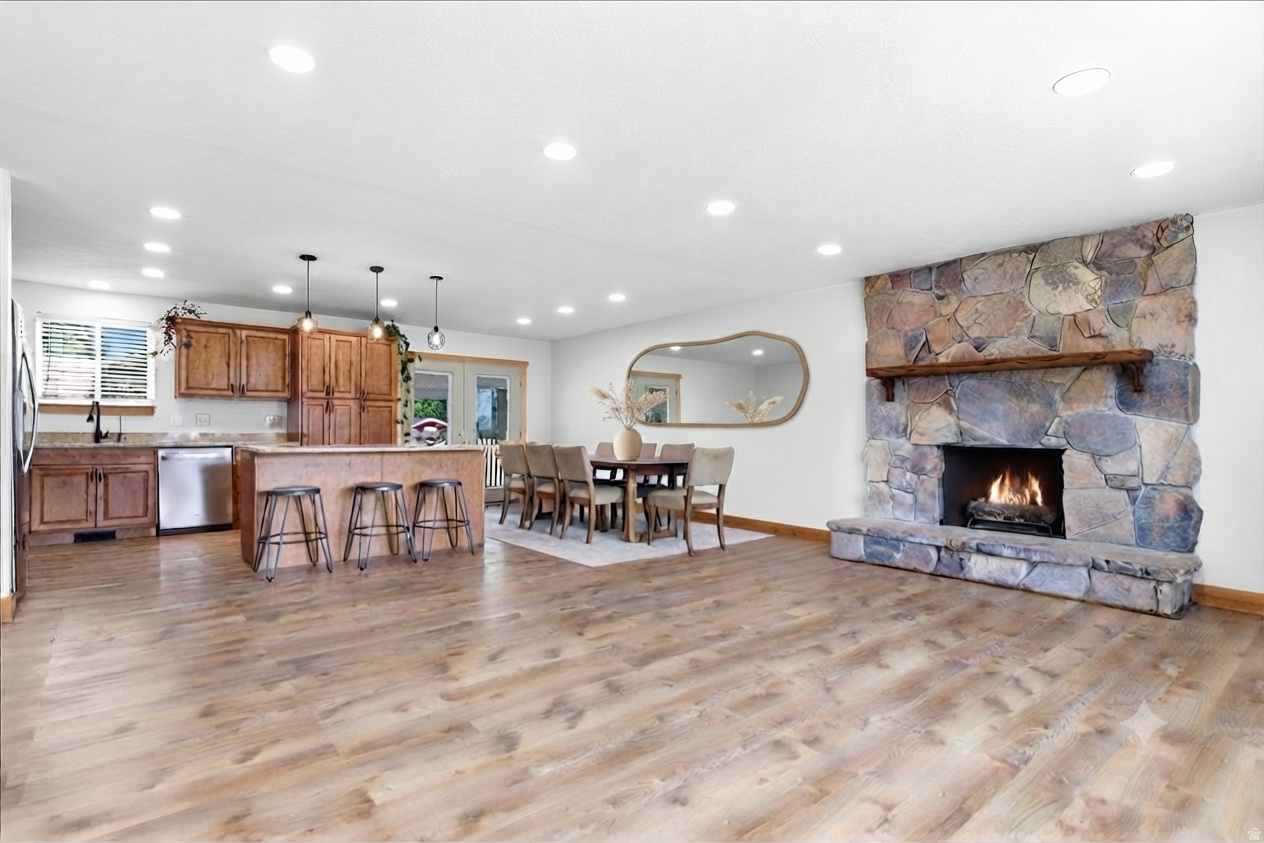 RIVIERA HEIGHTS - Residential
