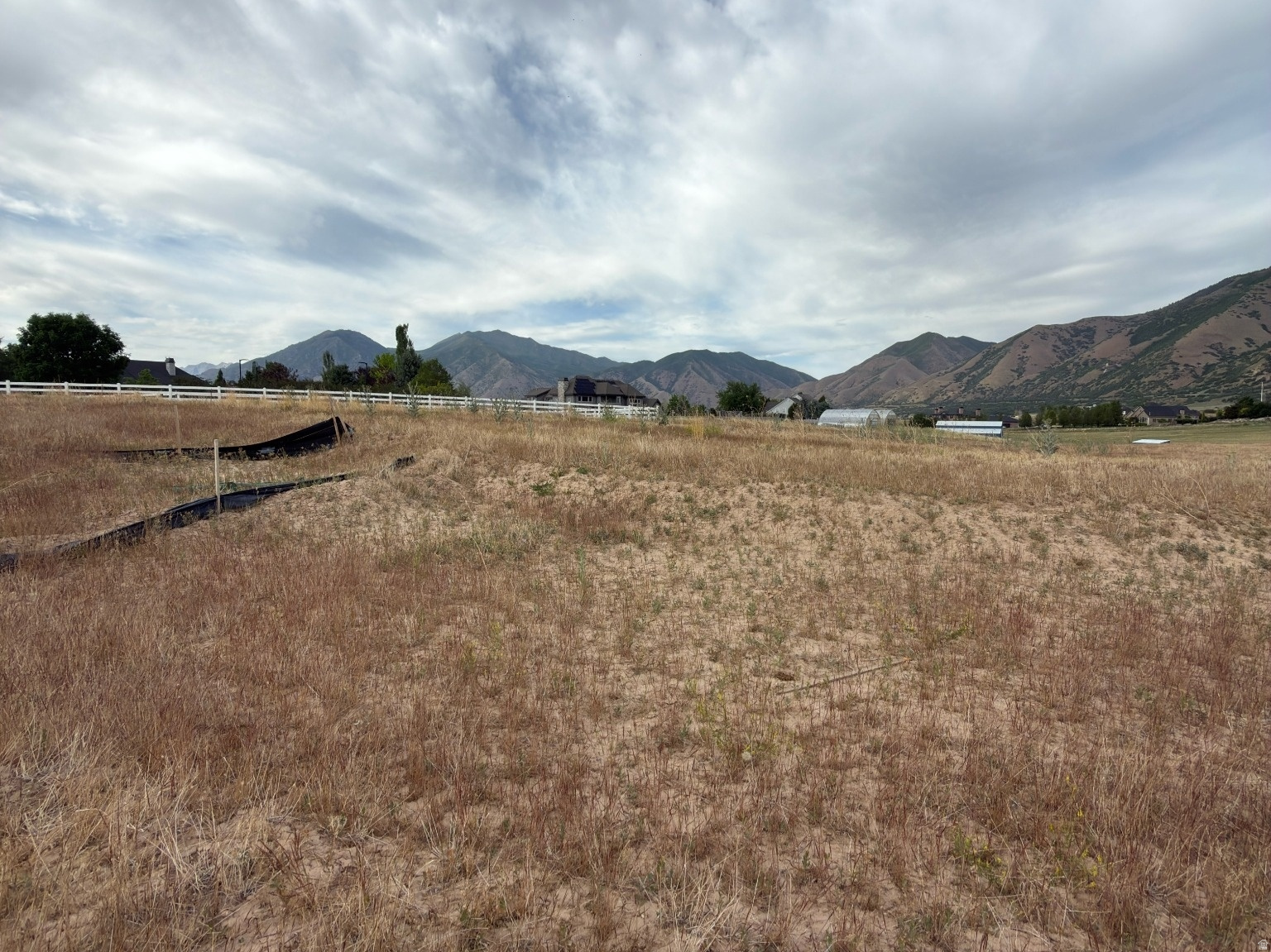 MAPLETON HEIGHTS - Land