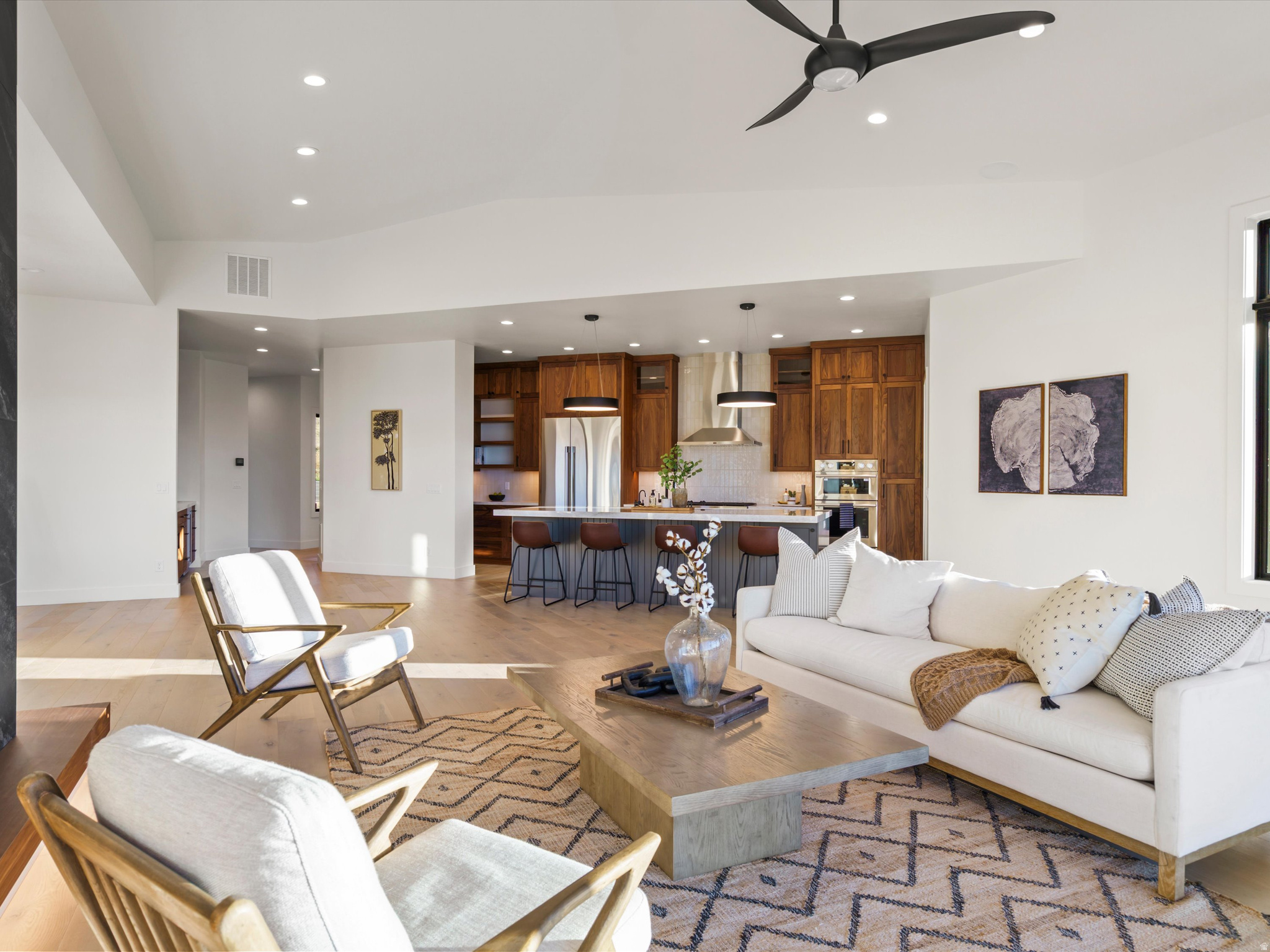 TRAPPER'S CROSSING - Residential
