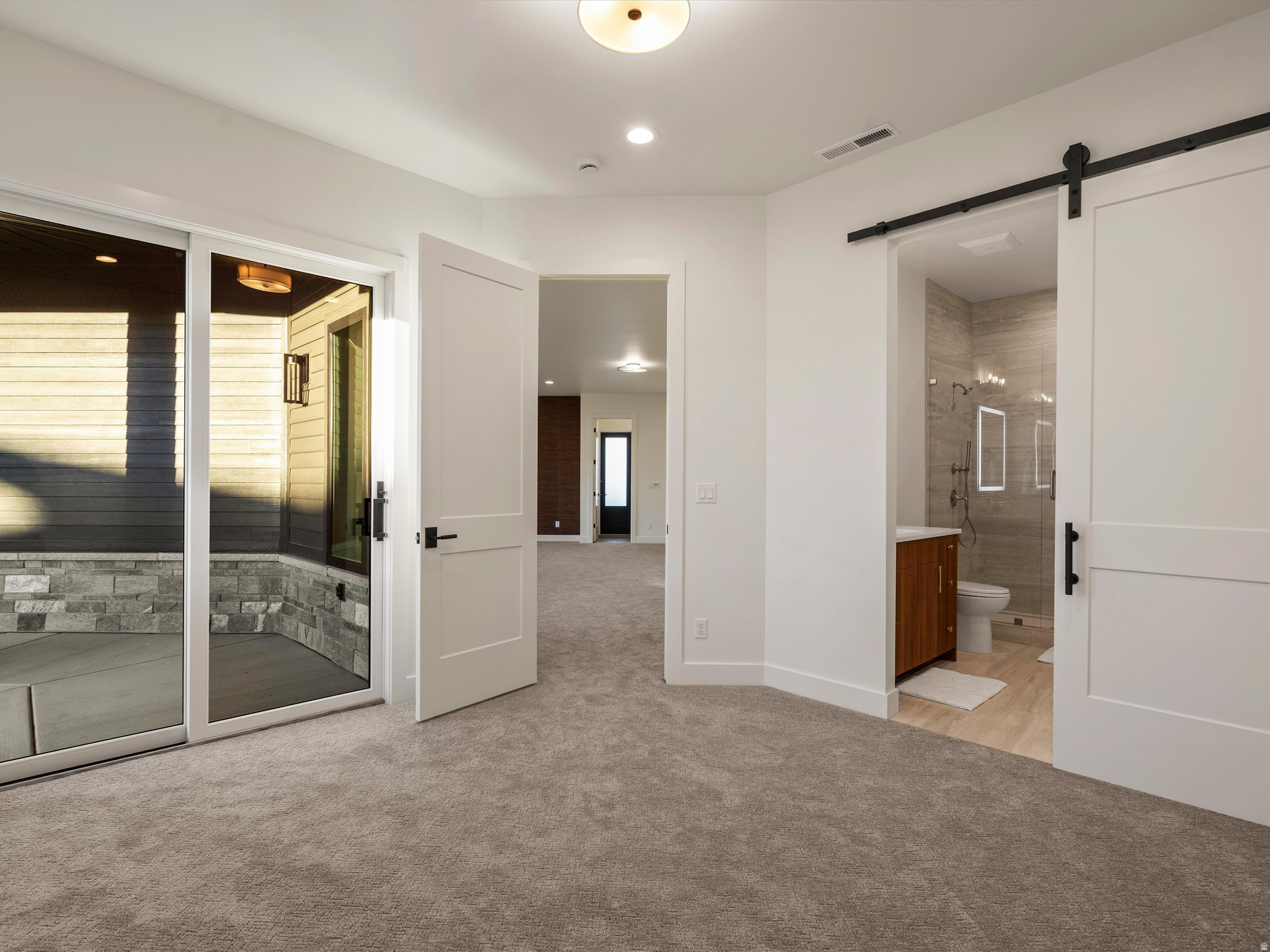 TRAPPER'S CROSSING - Residential
