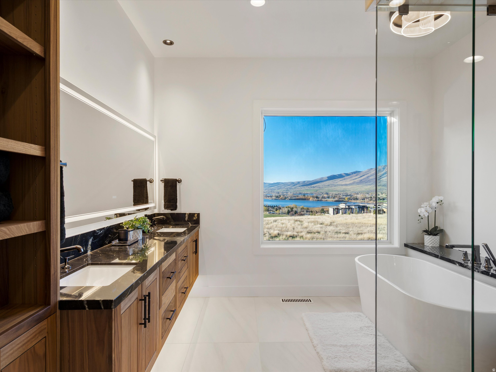 TRAPPER'S CROSSING - Residential