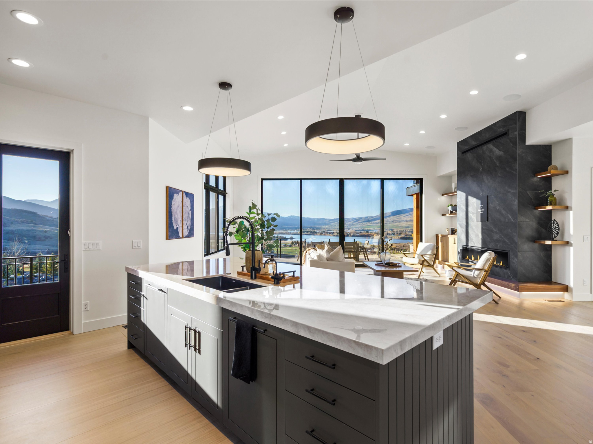 TRAPPER'S CROSSING - Residential