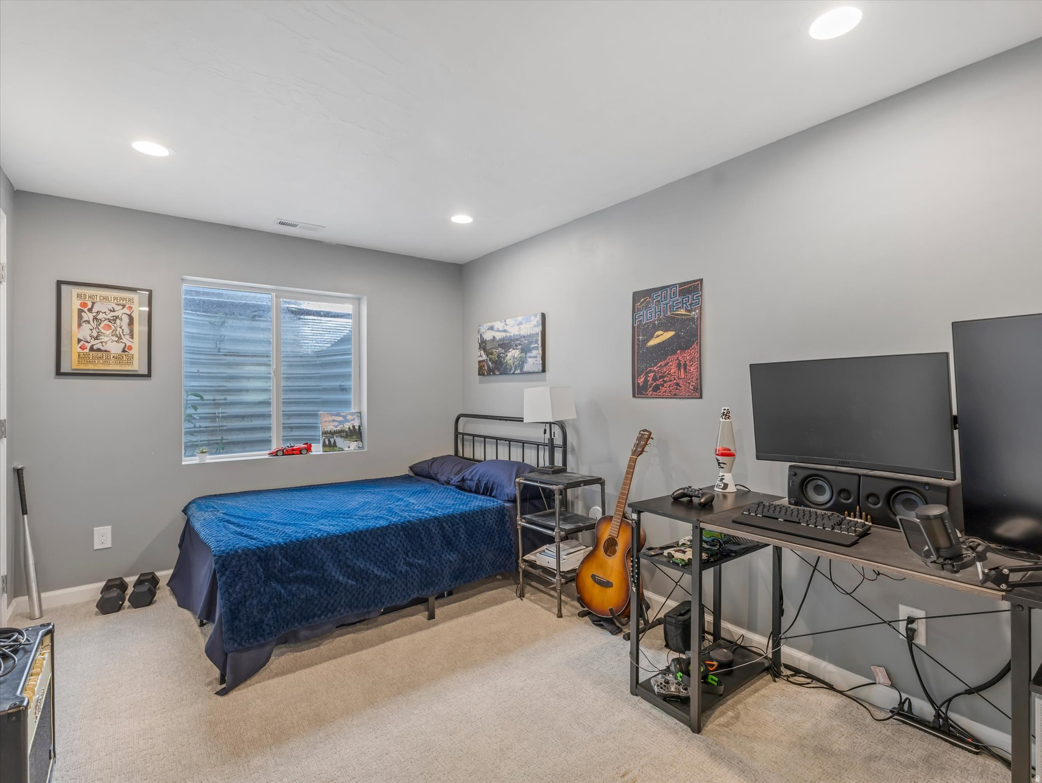PONY EXPRESS ESTATES - Residential