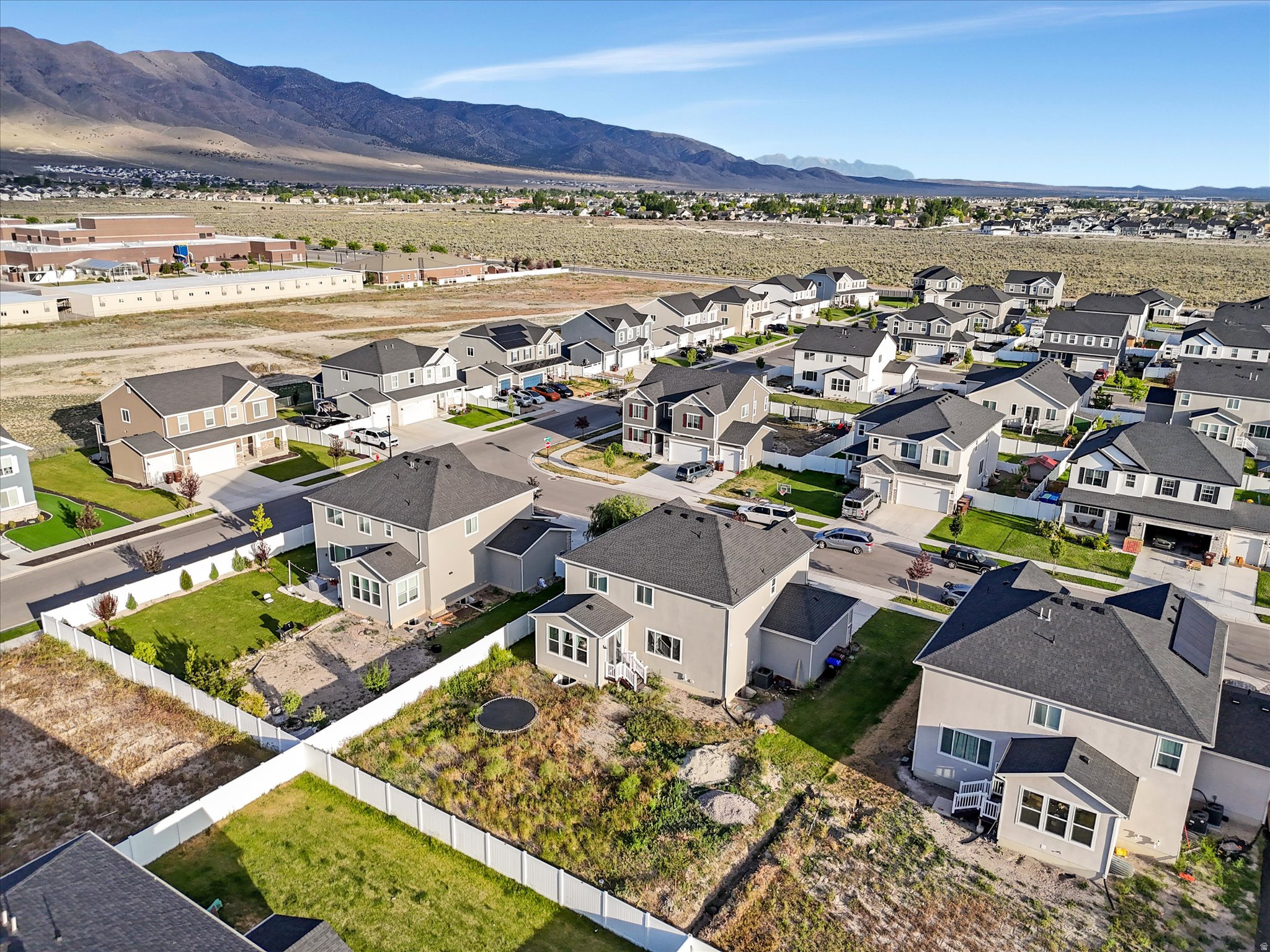 PONY EXPRESS ESTATES - Residential