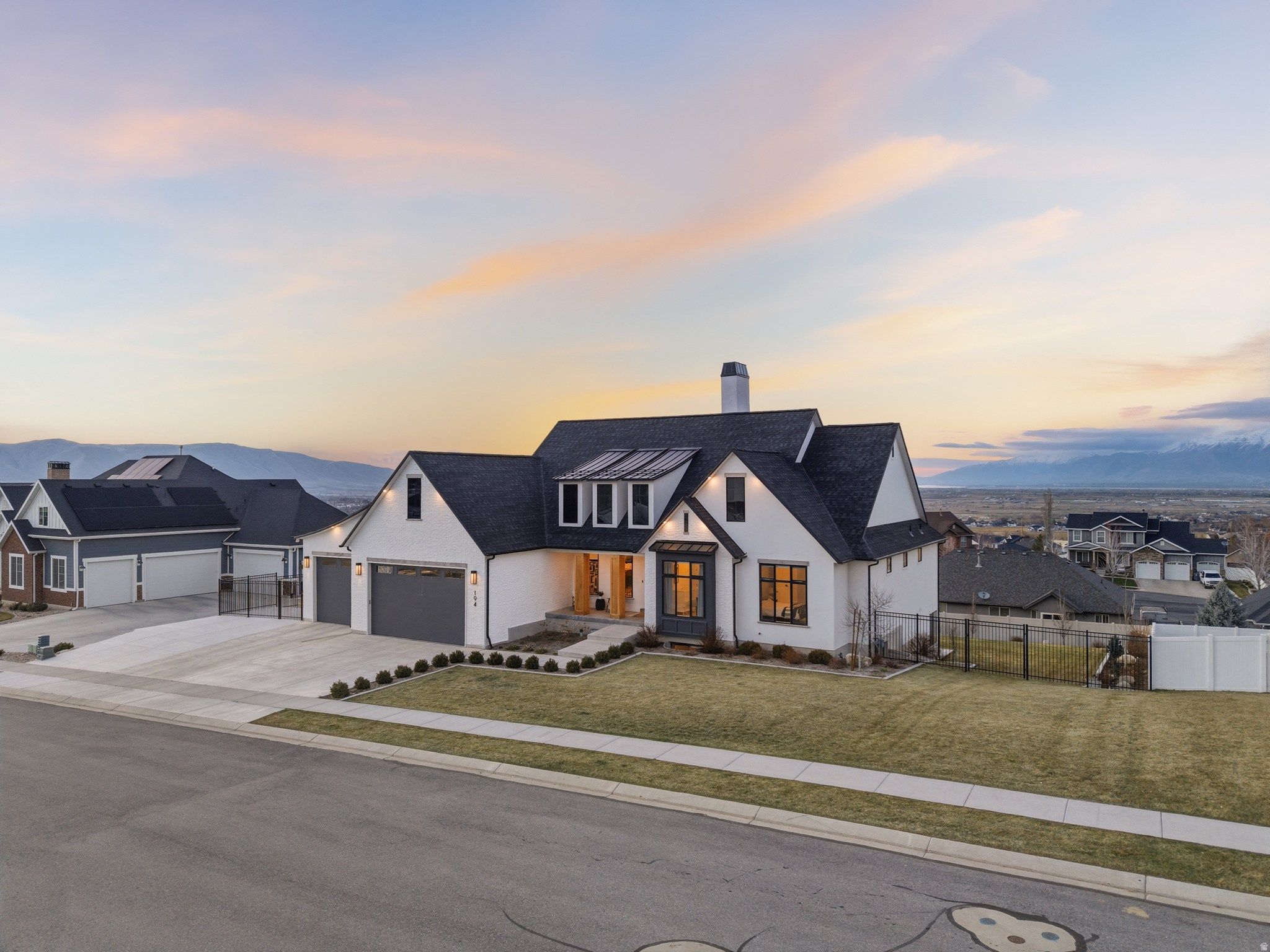 HARRISON HEIGHTS - Residential