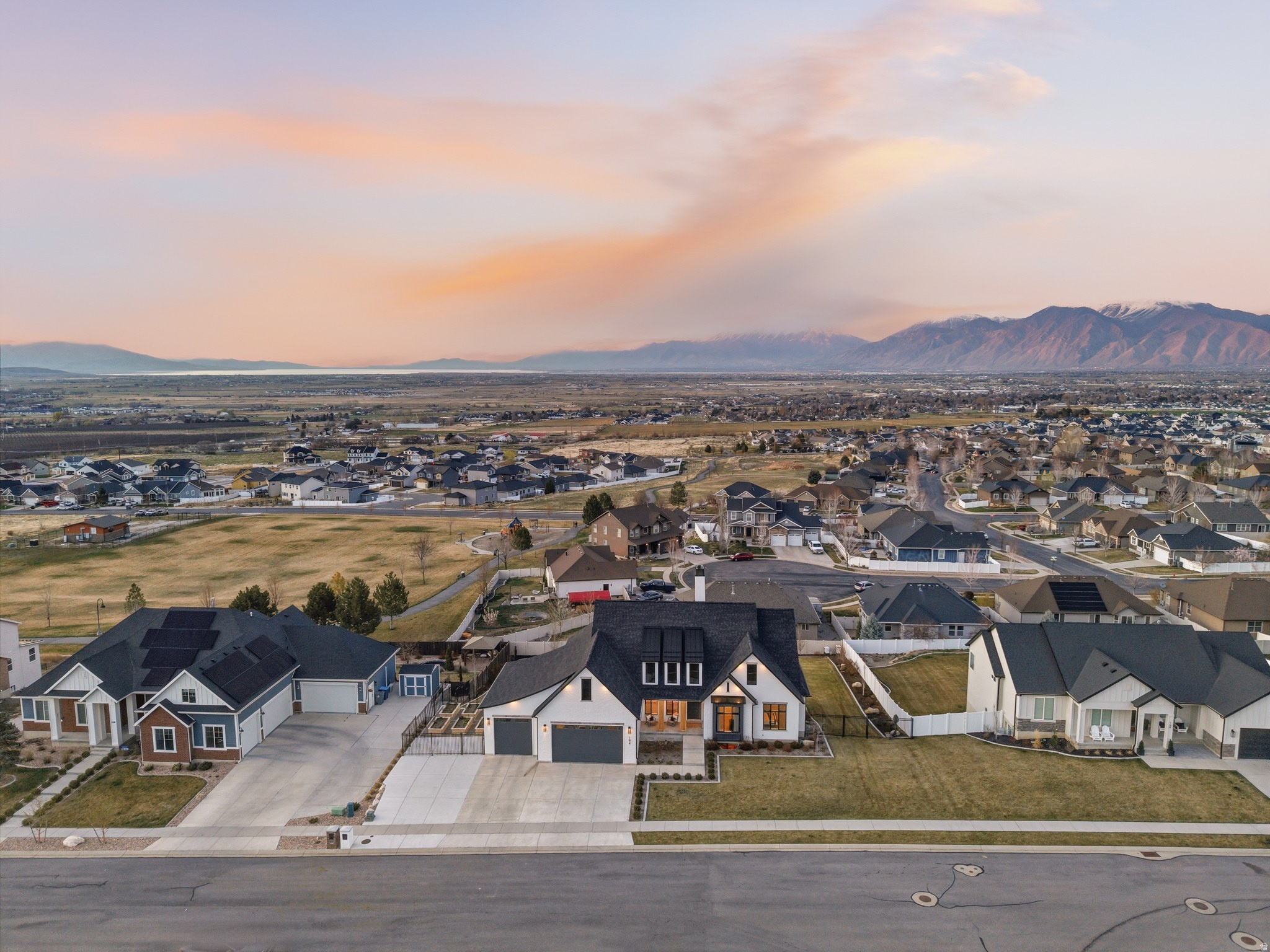 HARRISON HEIGHTS - Residential