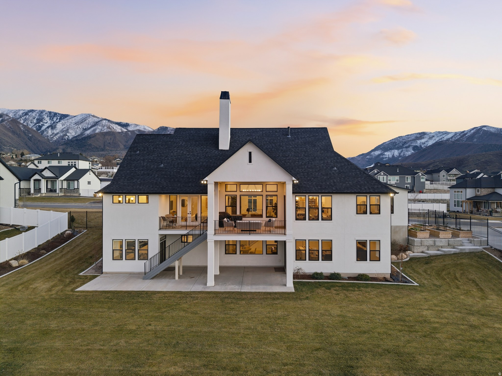 HARRISON HEIGHTS - Residential