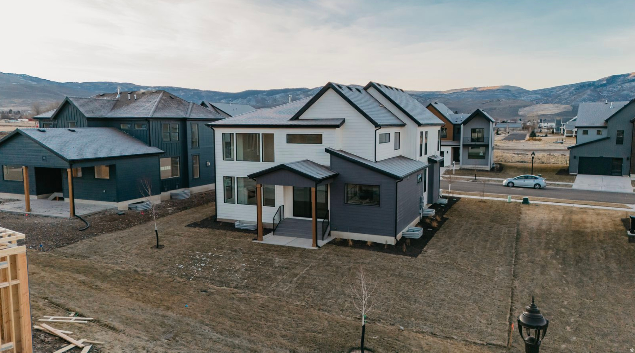THE CROSSINGS - Residential