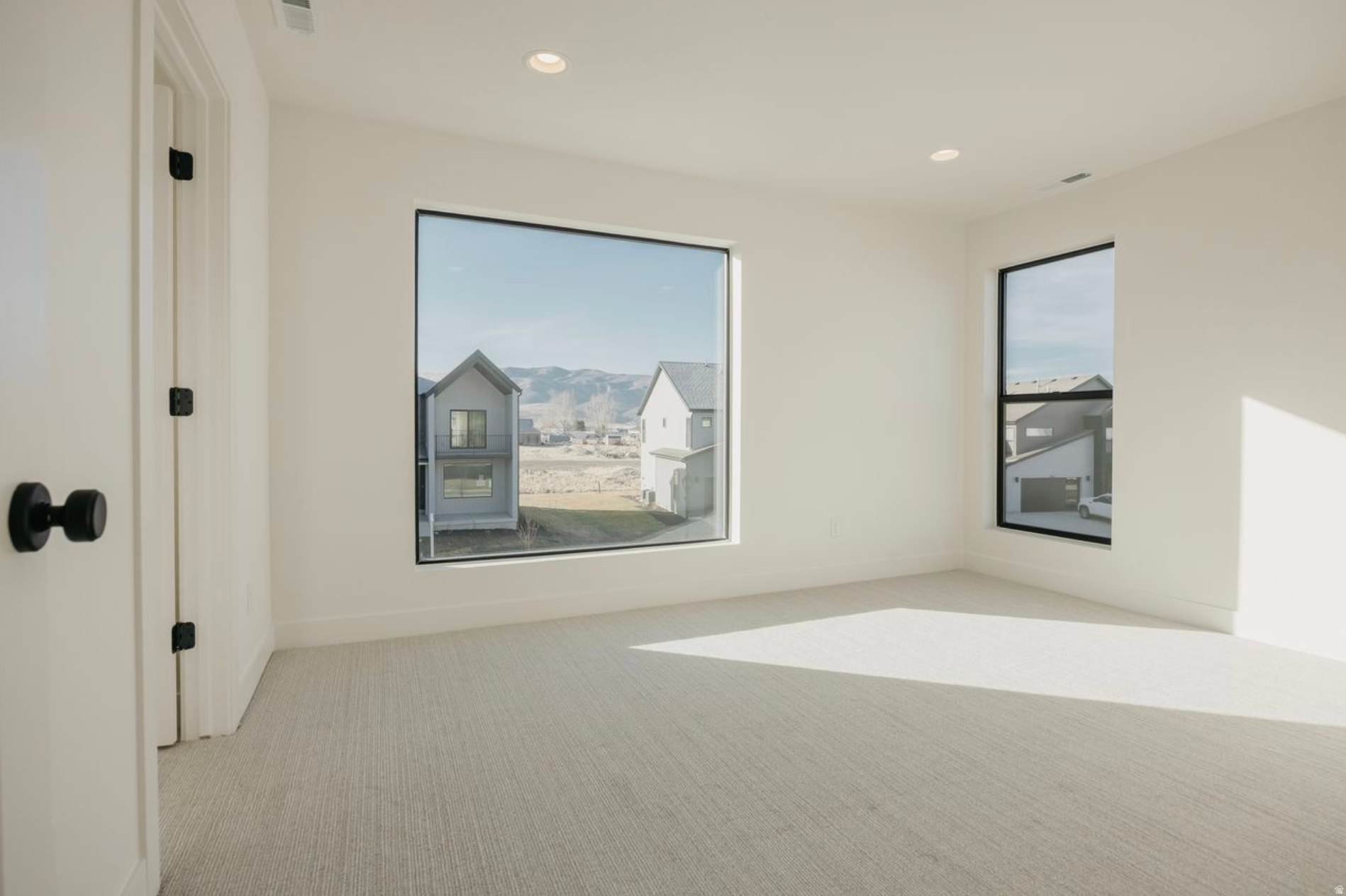 THE CROSSINGS - Residential