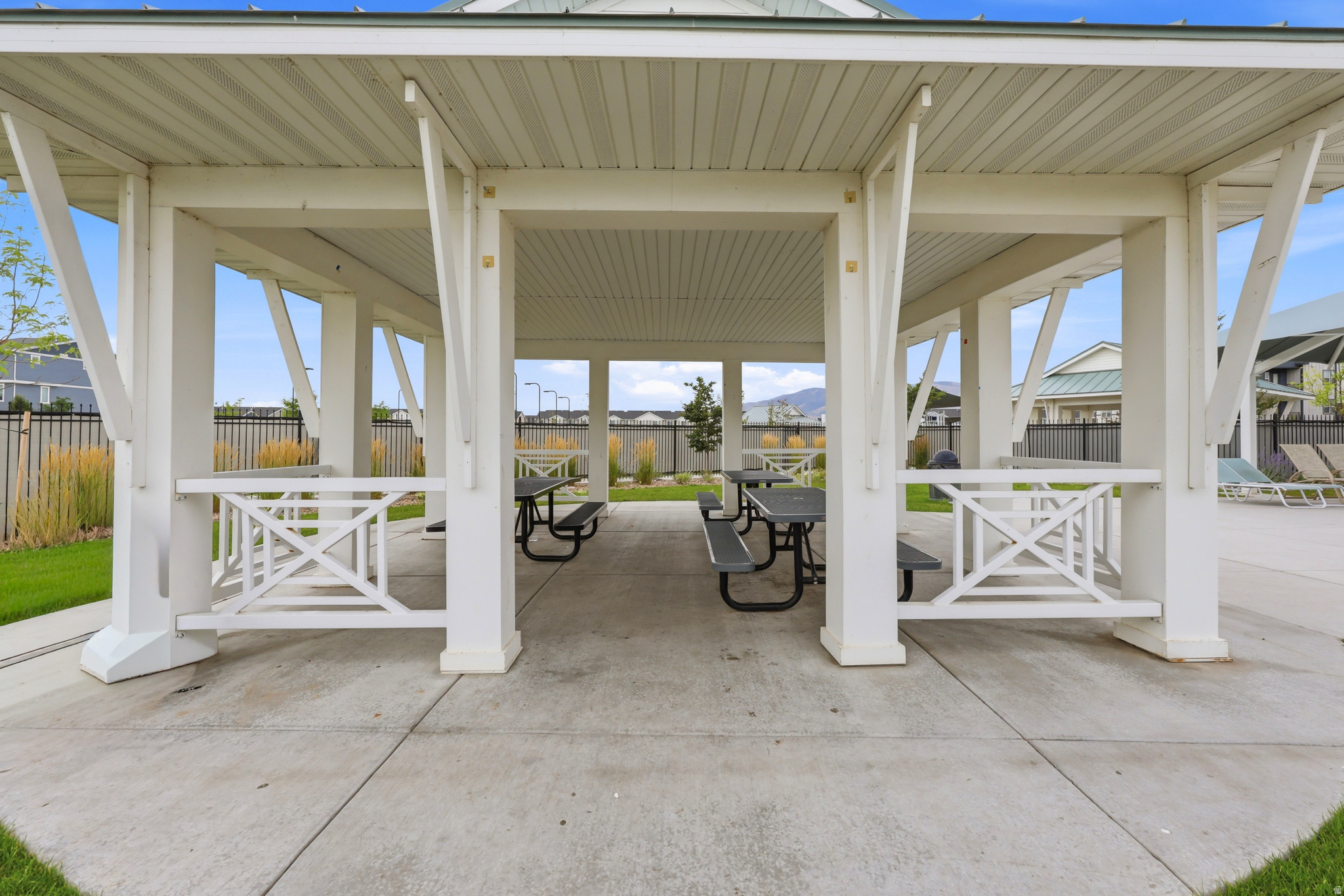 NORTHSHORE - Residential