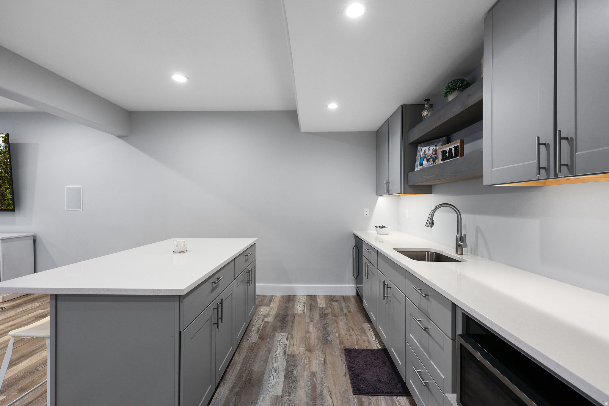 LAKE RIDGE - Residential