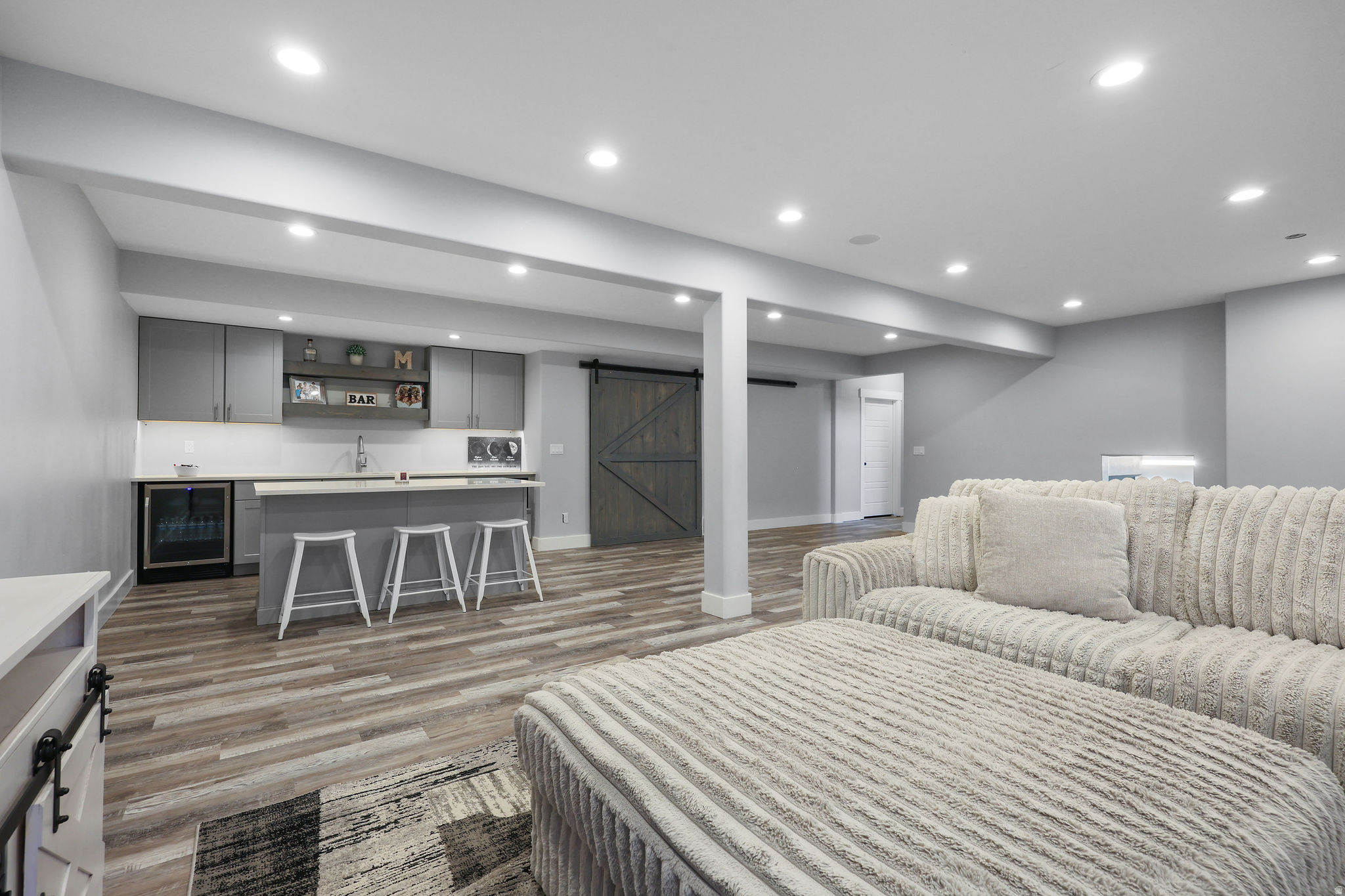 LAKE RIDGE - Residential