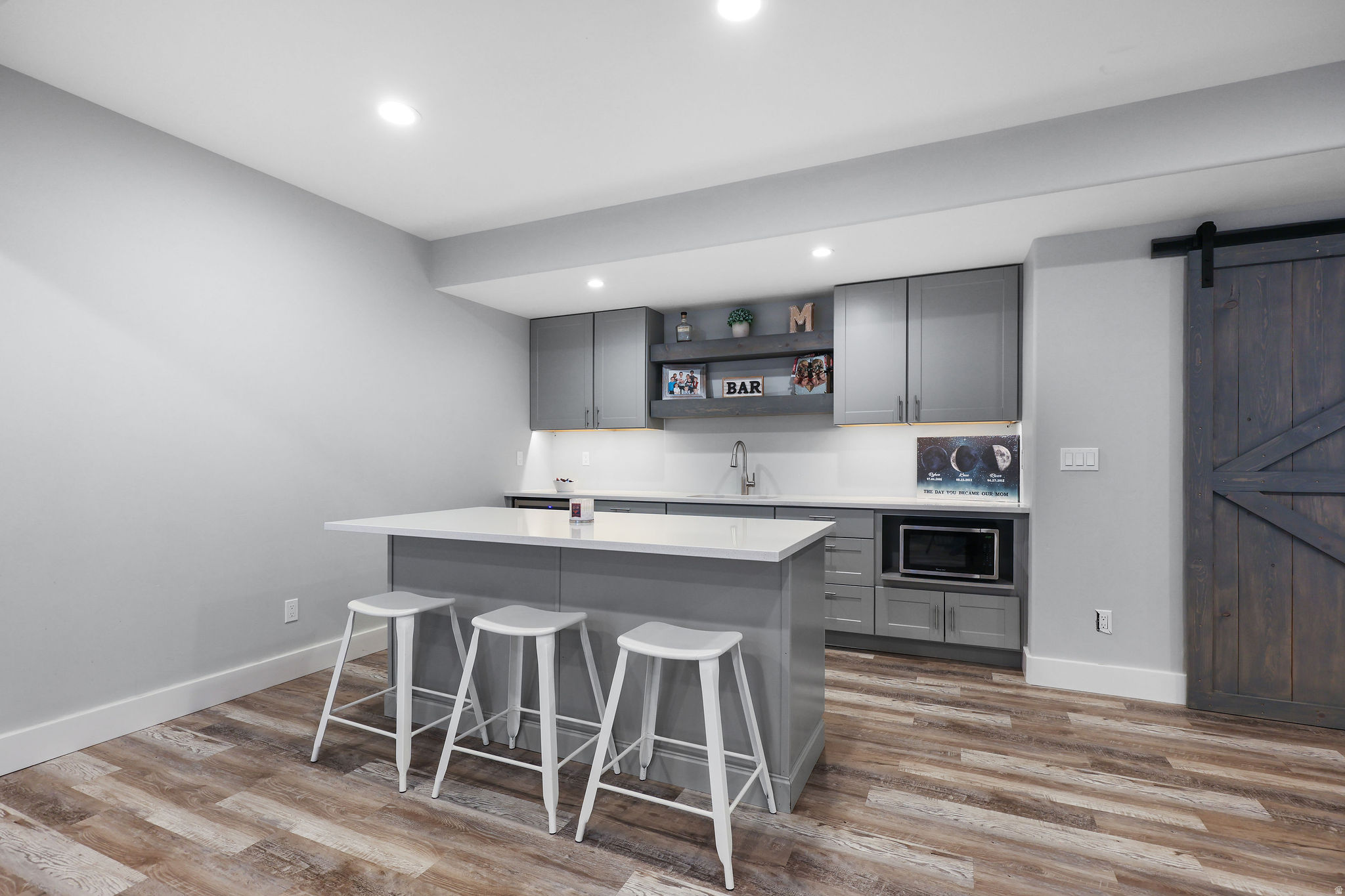 LAKE RIDGE - Residential