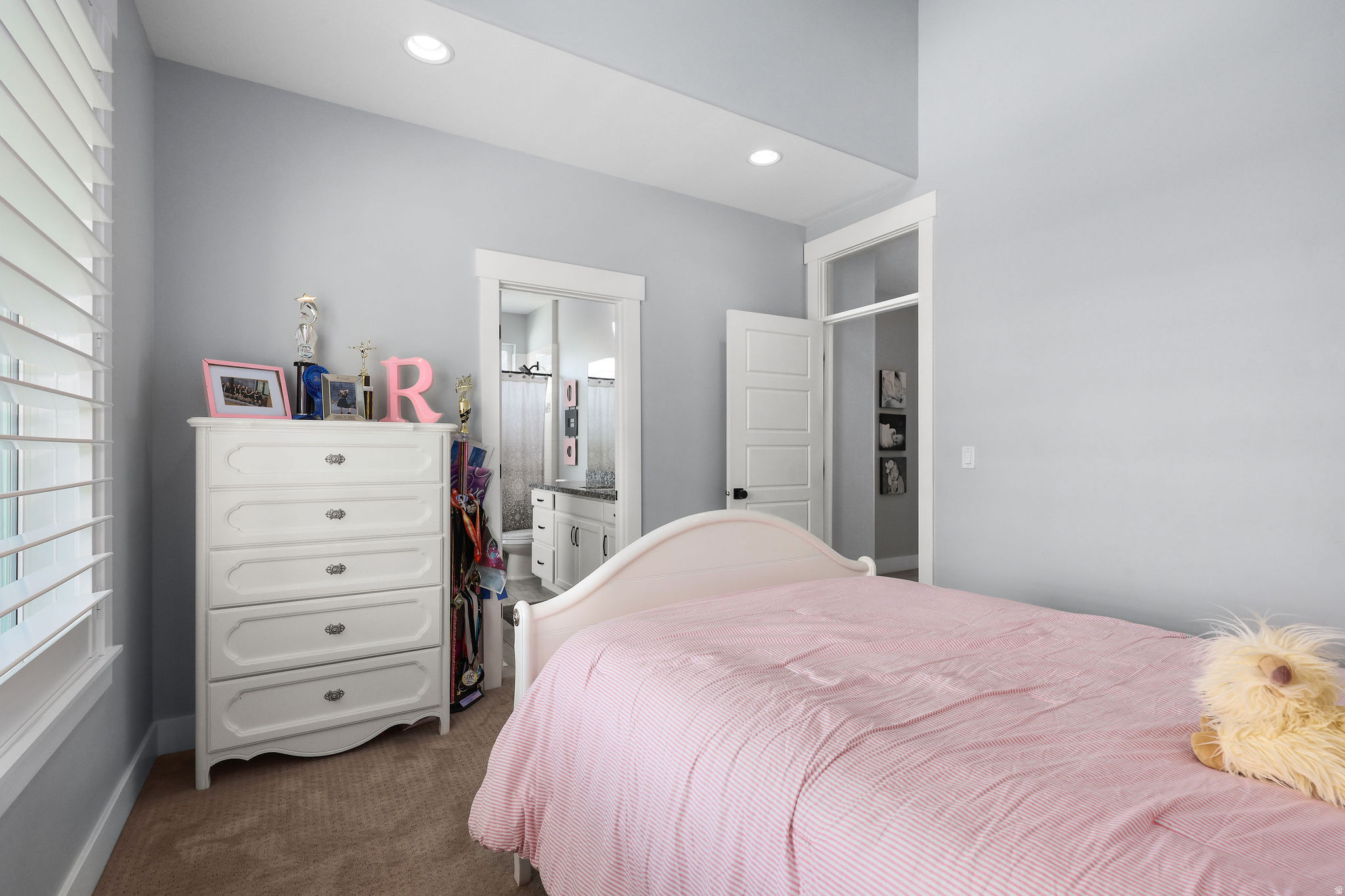 LAKE RIDGE - Residential
