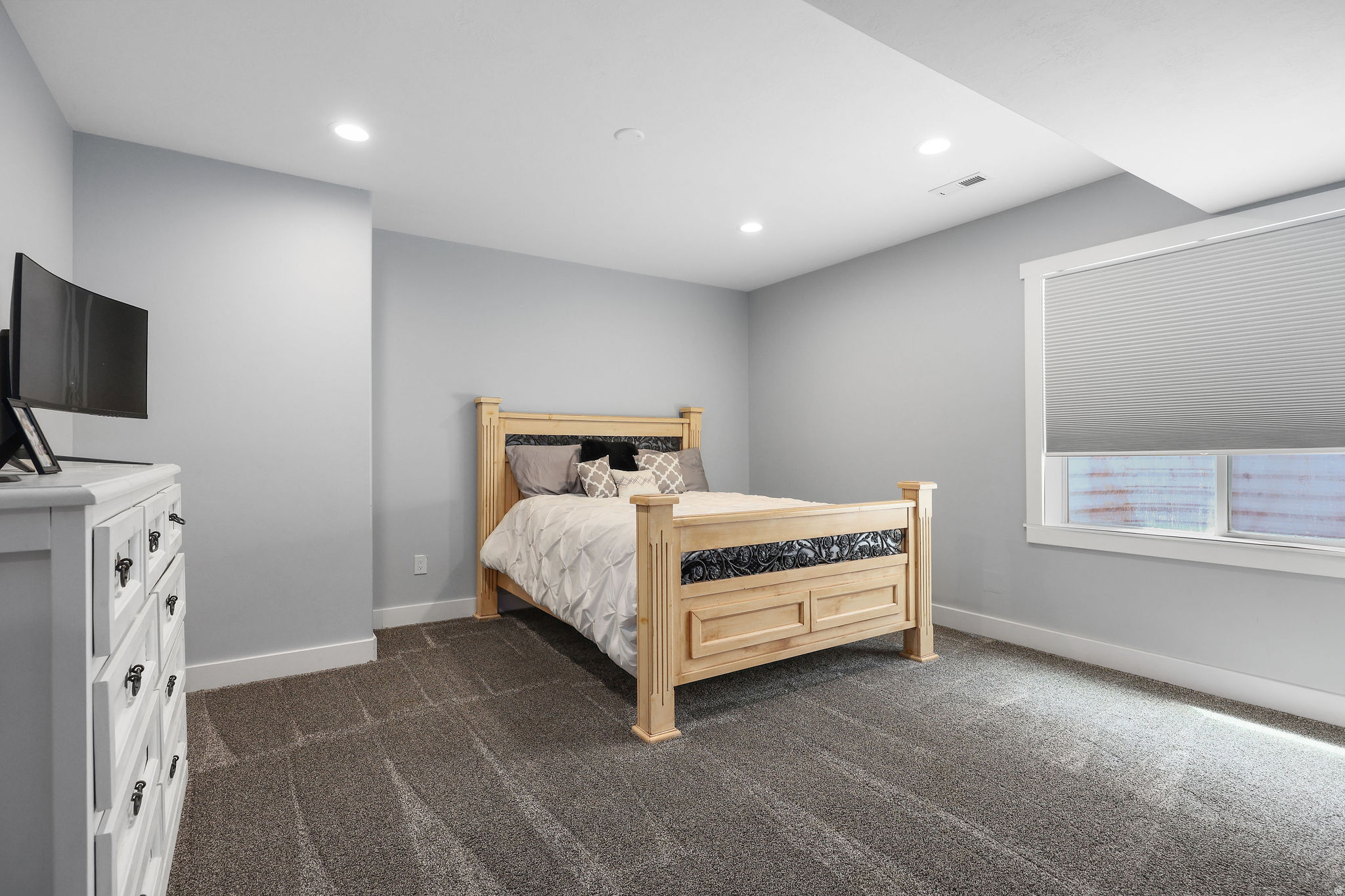 LAKE RIDGE - Residential