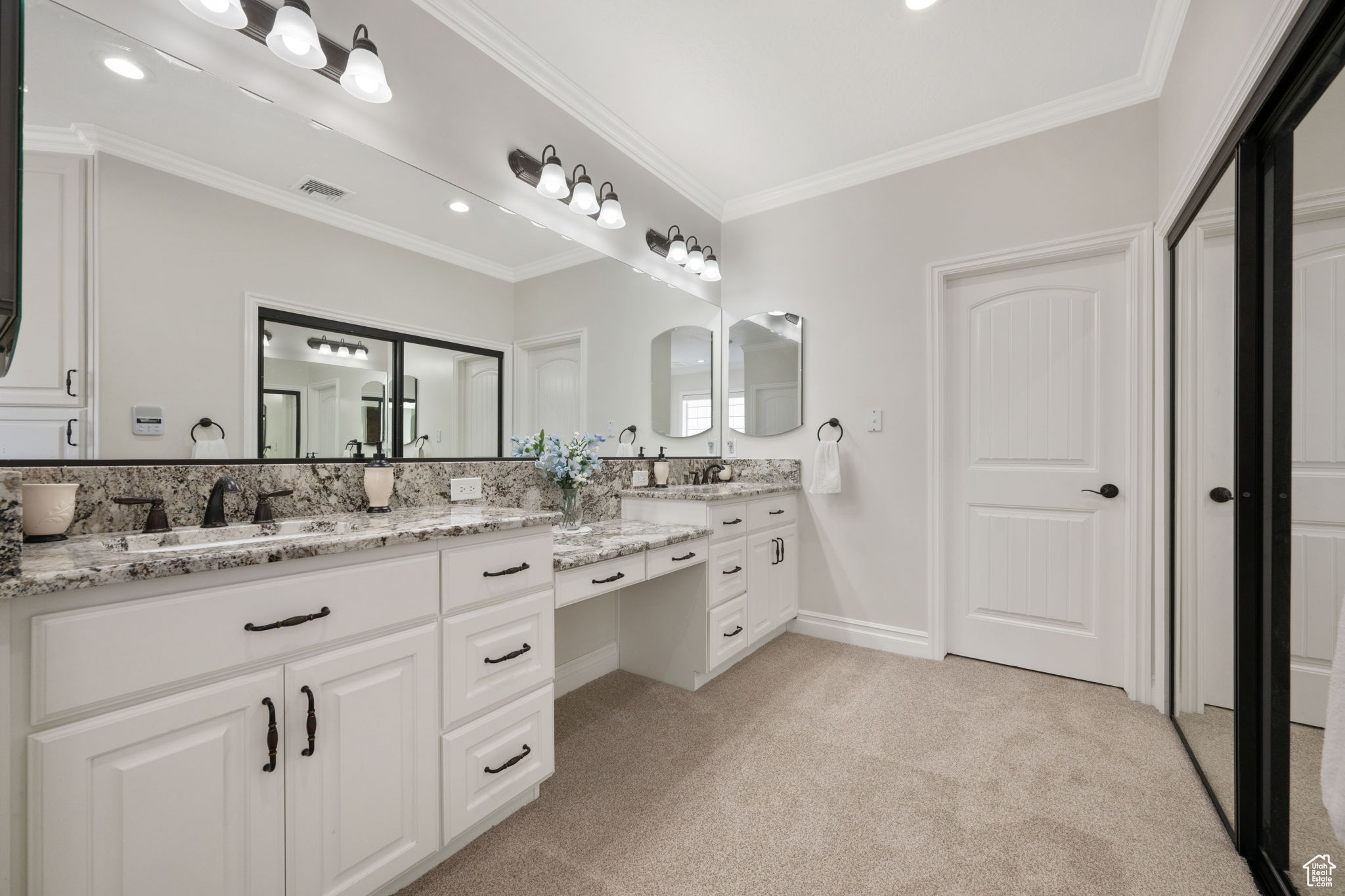 VISTA VIEW ESTATES - Residential
