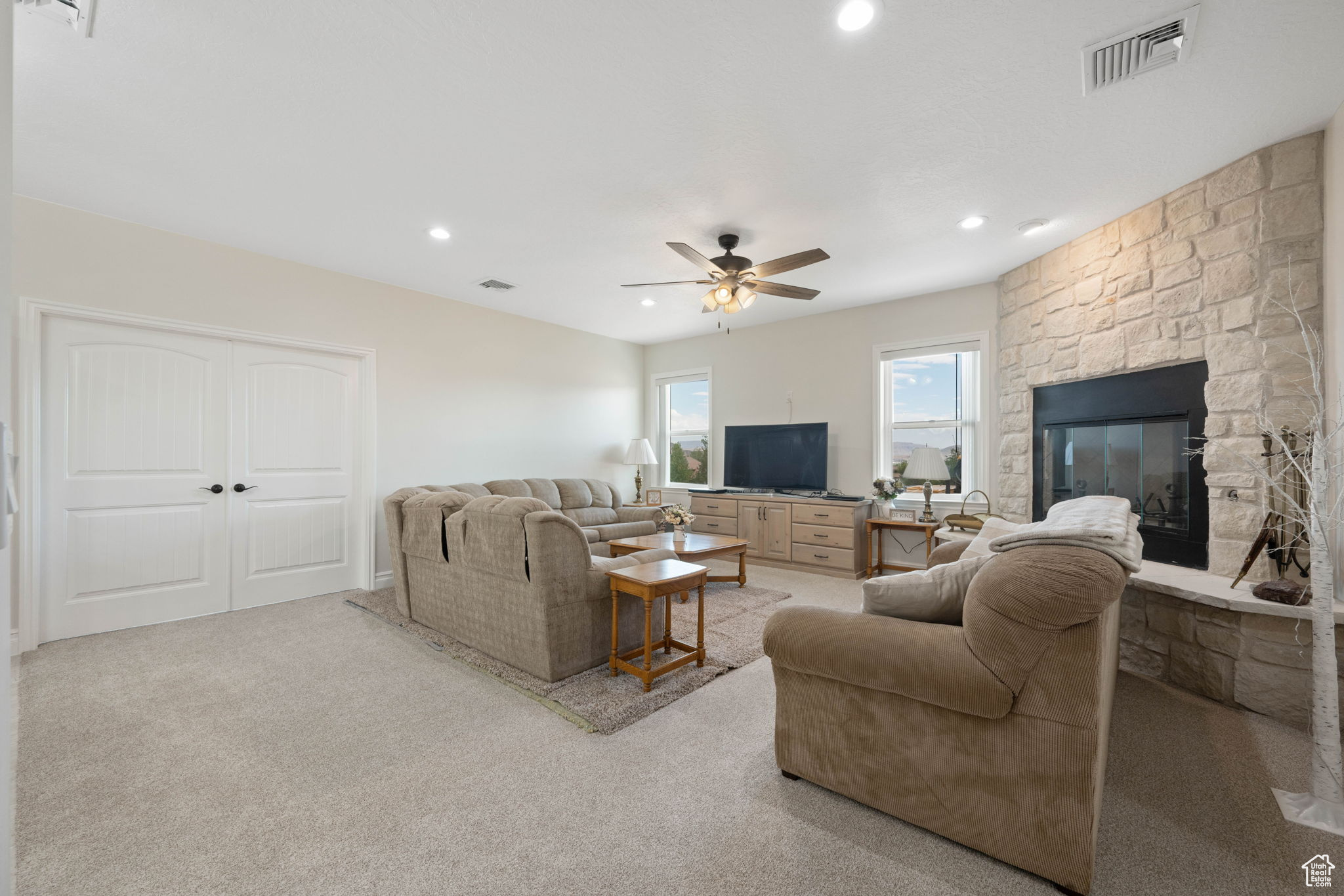 VISTA VIEW ESTATES - Residential
