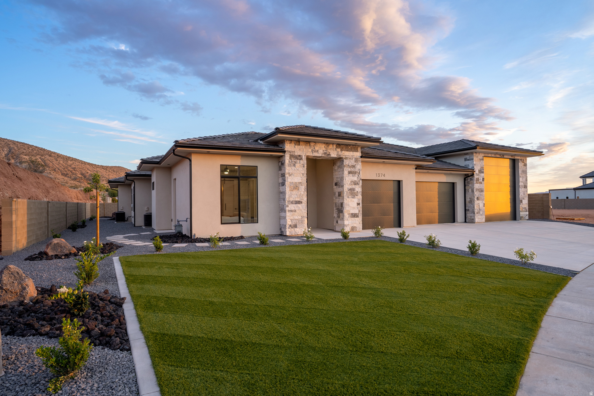 THE HEIGHTS AT WASHINGTON BENCH - Residential