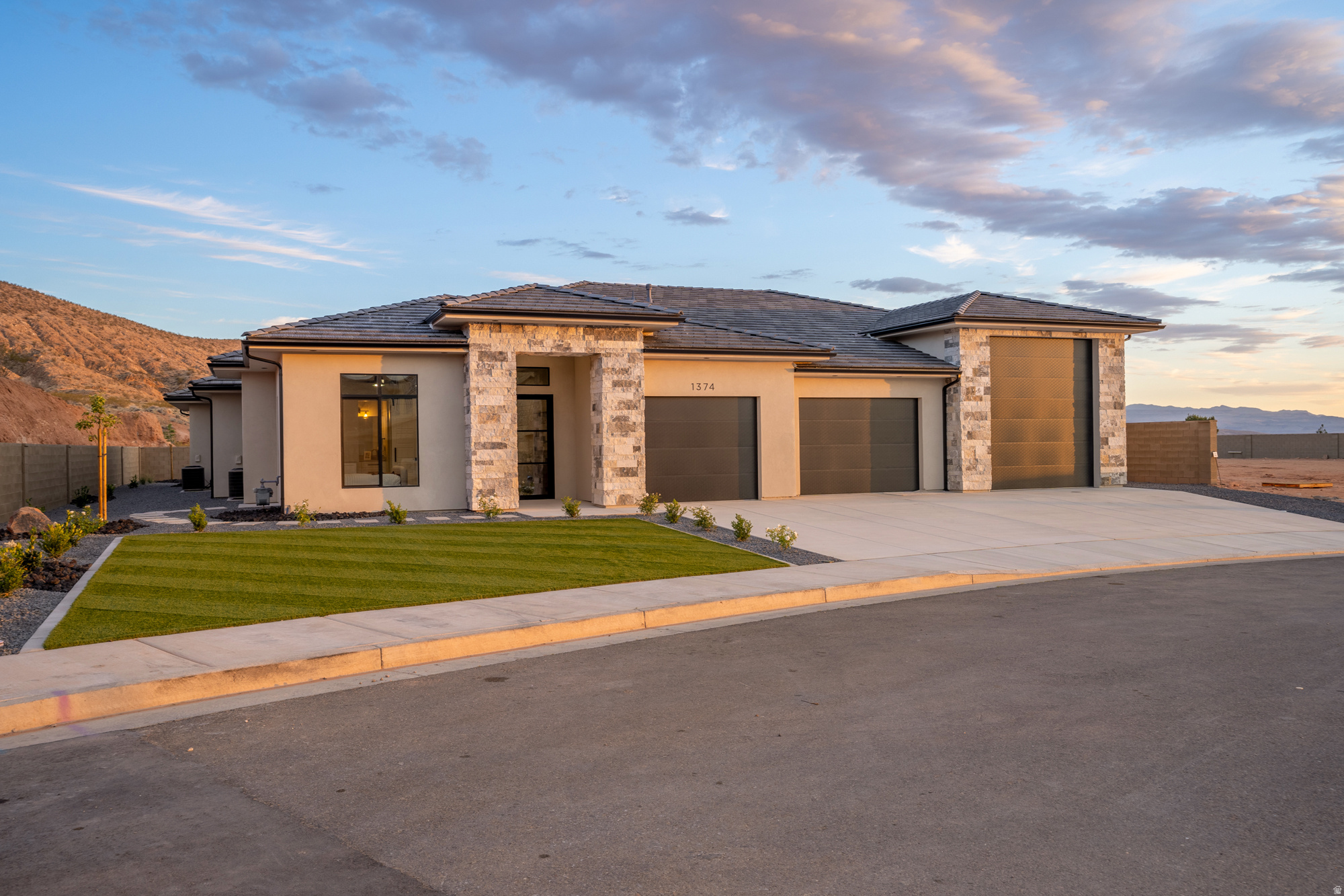 THE HEIGHTS AT WASHINGTON BENCH - Residential