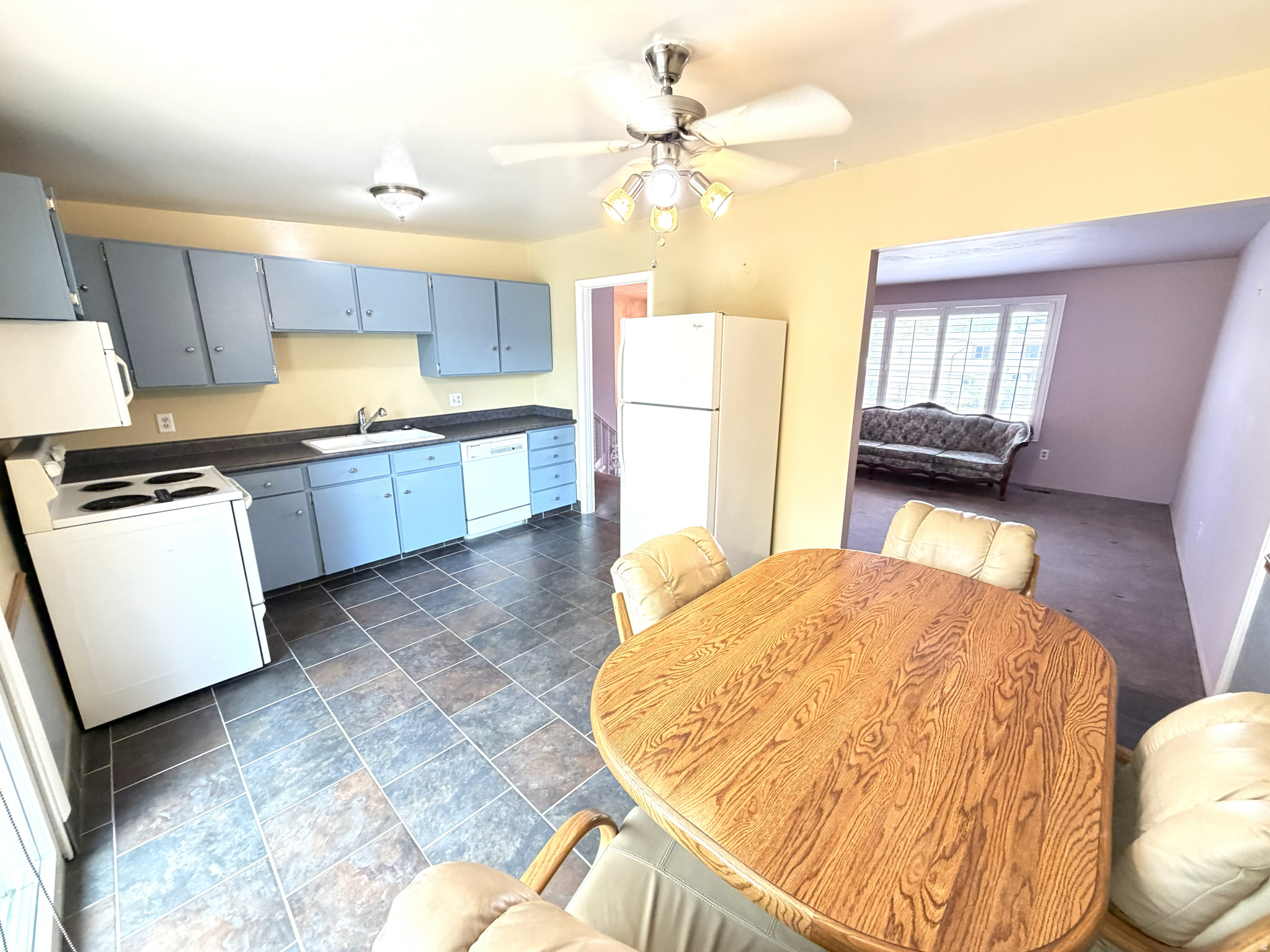 SPRING VALLEY - Residential