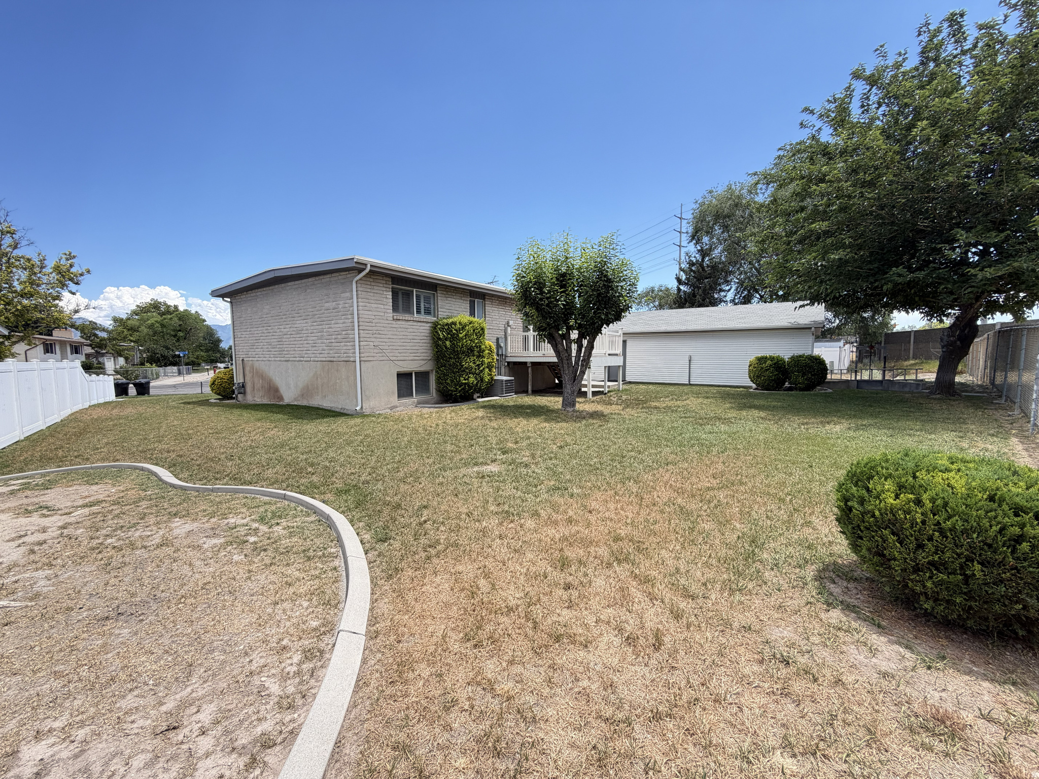 SPRING VALLEY - Residential