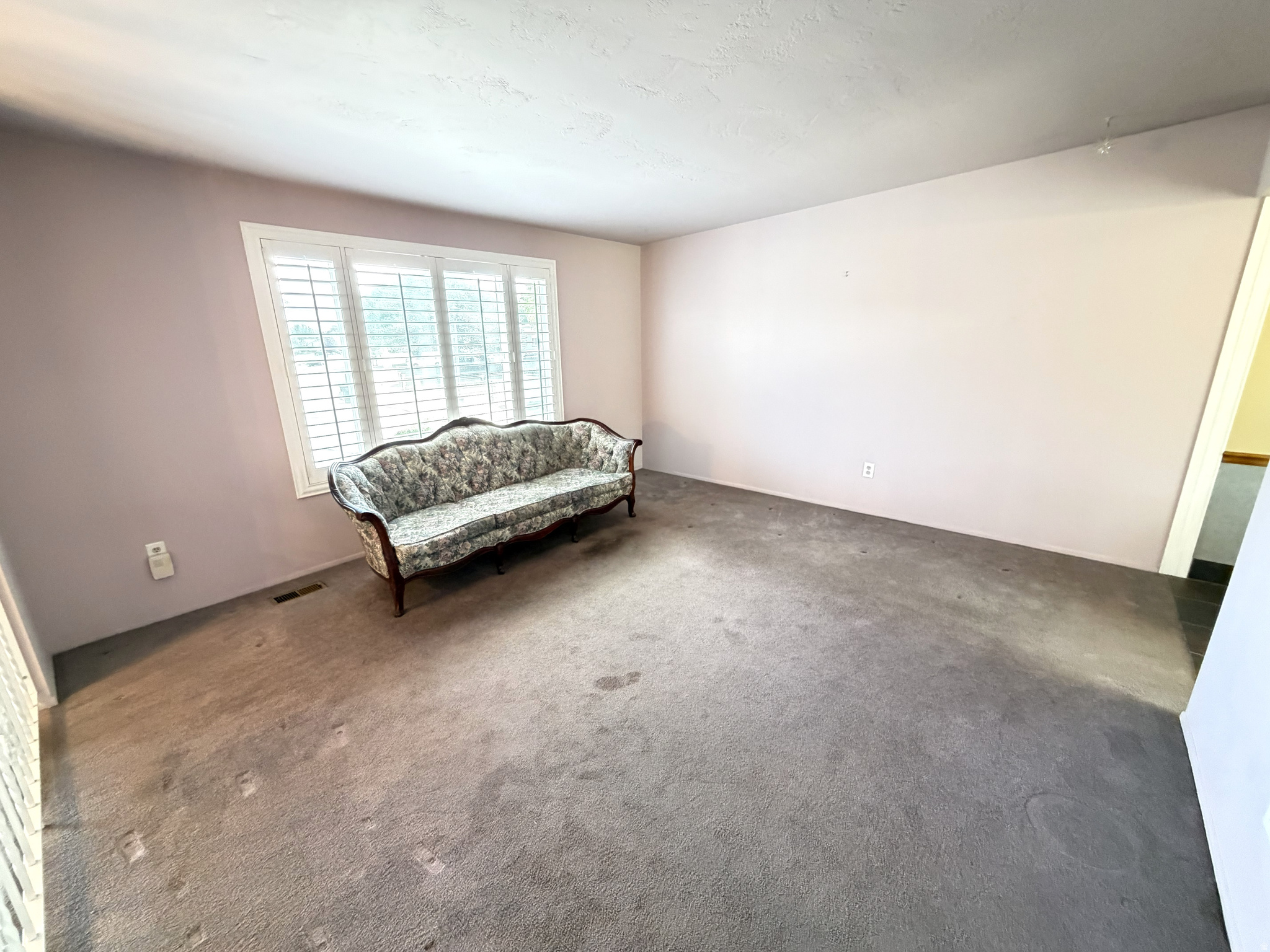 SPRING VALLEY - Residential